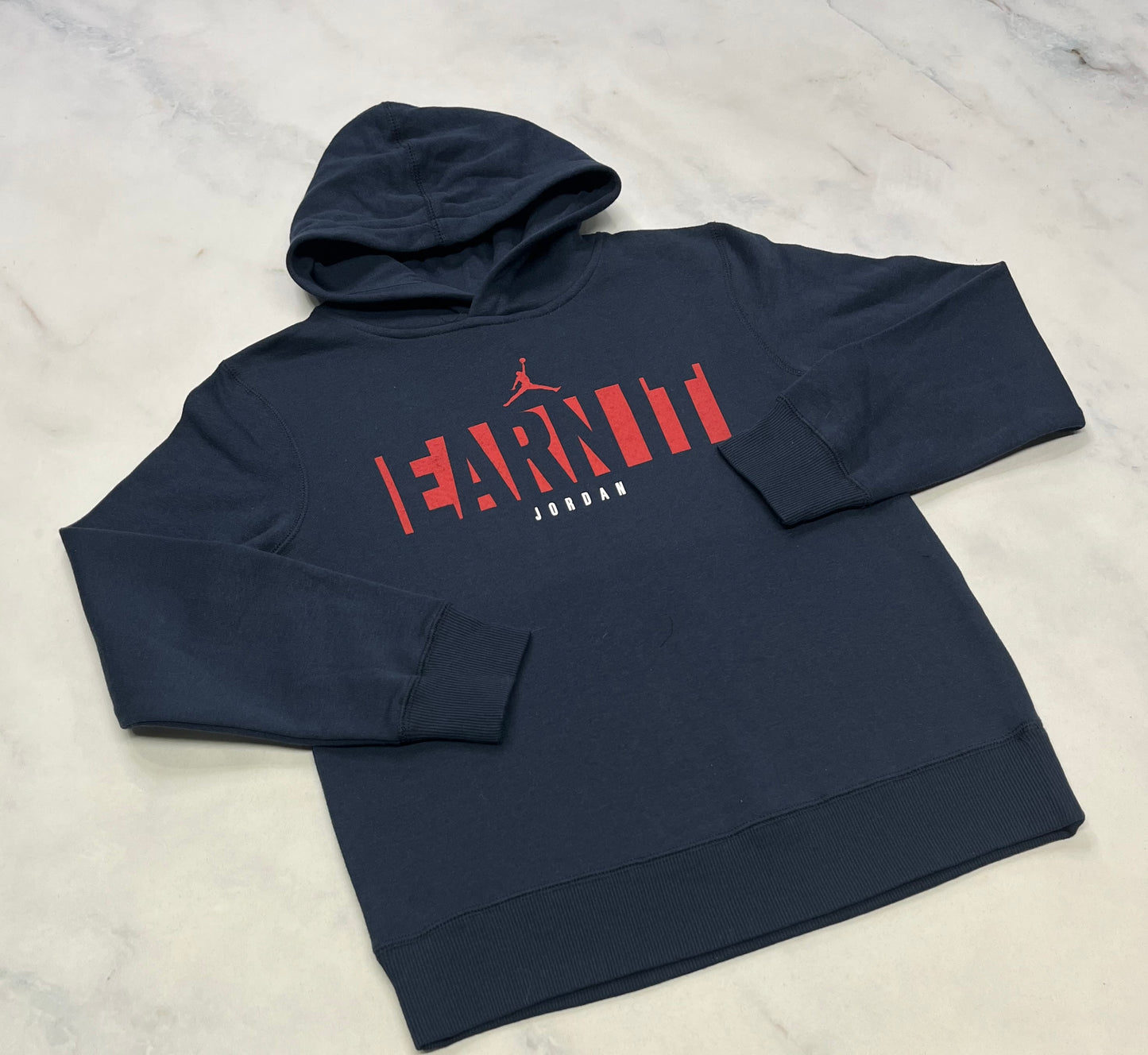 JORDAN : Cagoule en ouaté marine neuve . 10-12( + 10 ans )