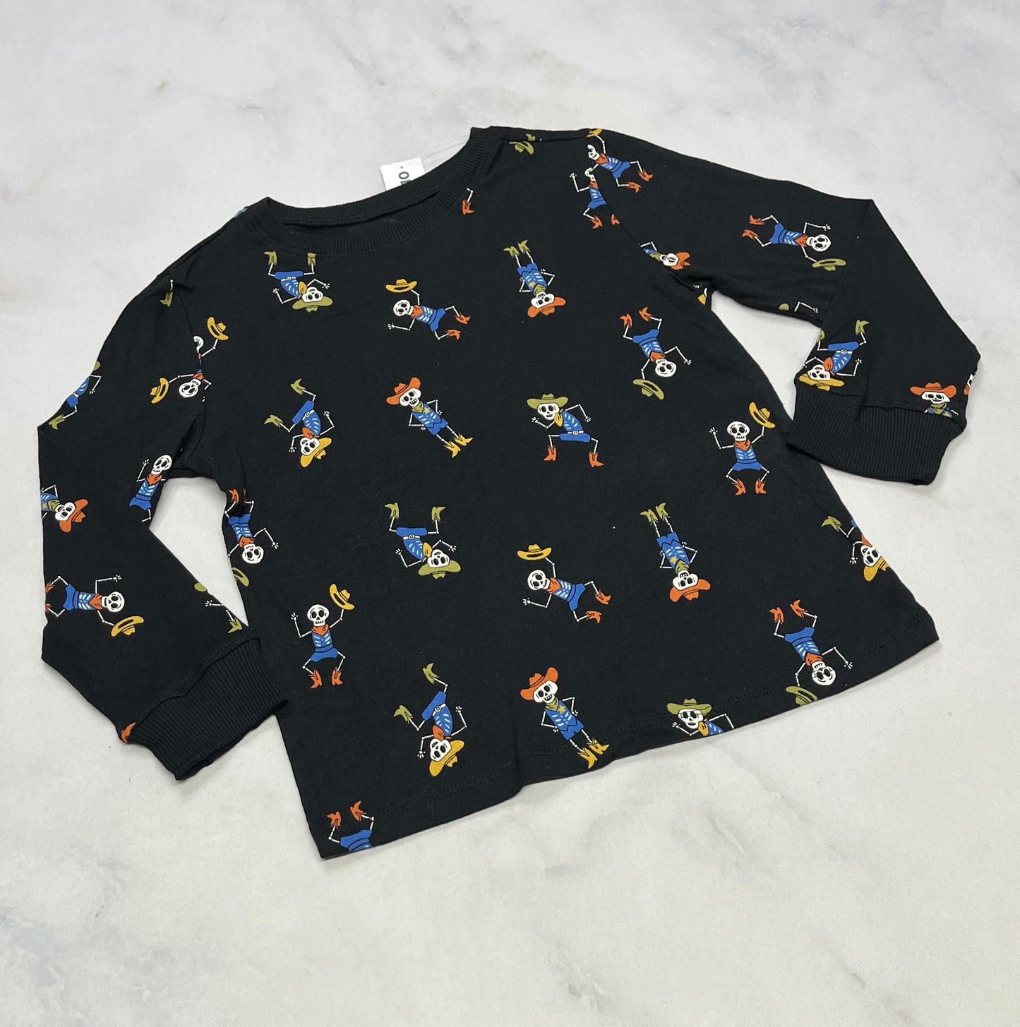 Manche longue : mini squelette élastique au manche ! 5 ans neuf