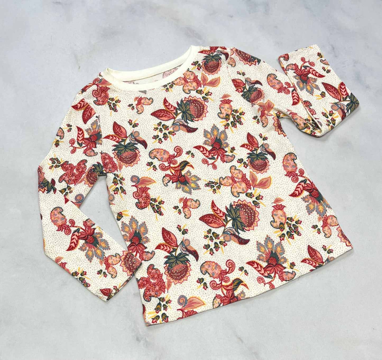 Manche longue : isotherme 5 ans fille neuf!