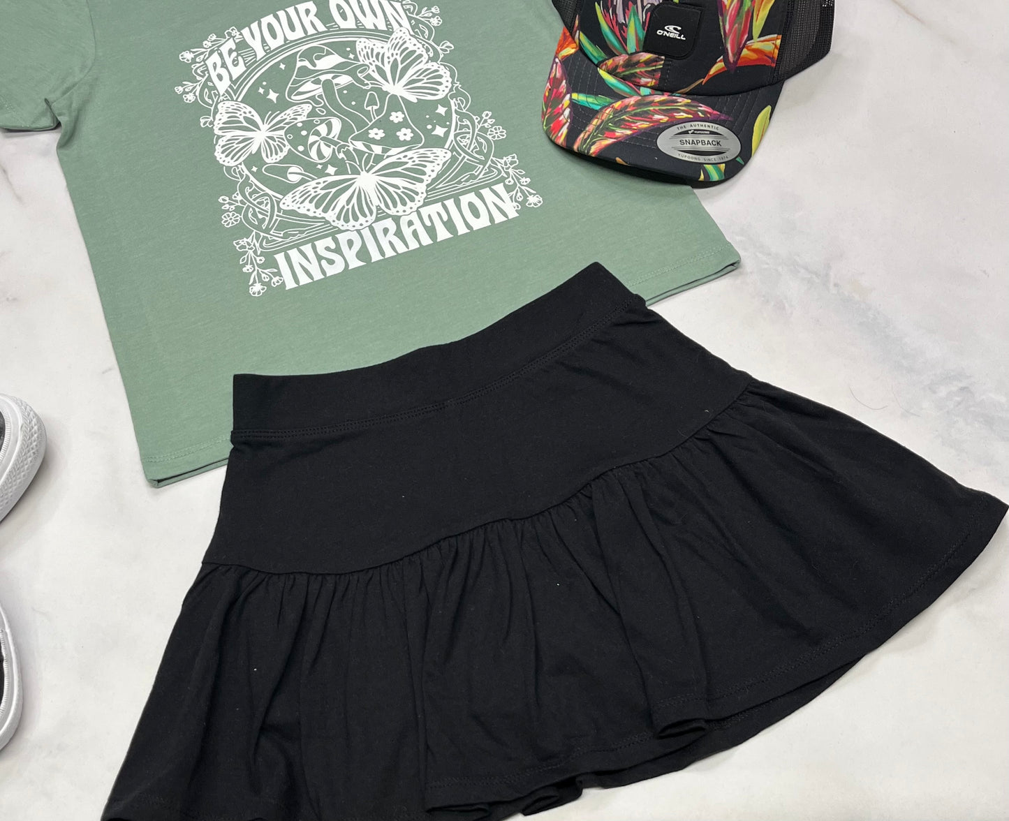 🌴 Jupe short intégré : 7-8 ans fille neuve .