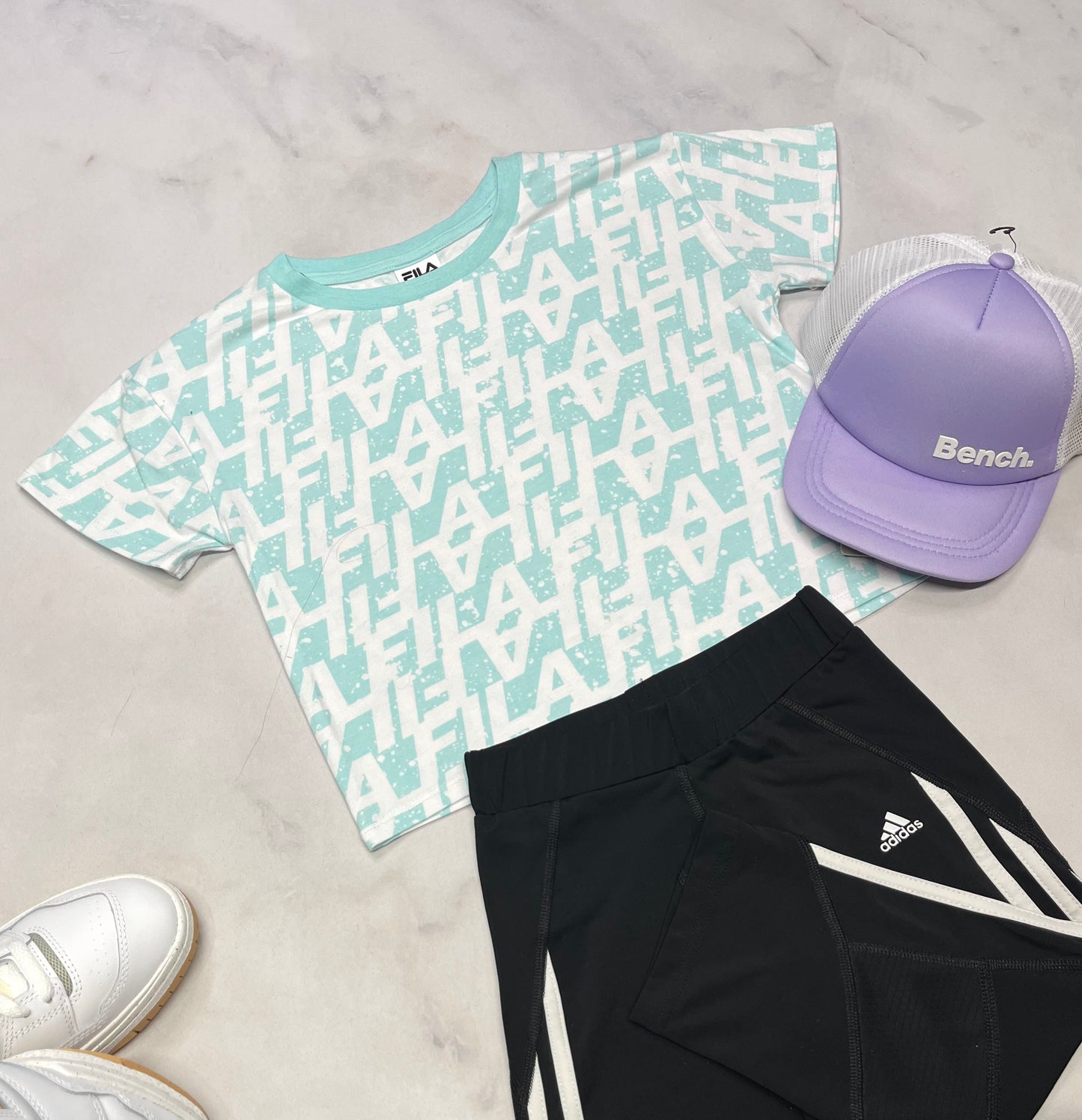☀️ Fila : manche courte + 7 ans fille neuf !