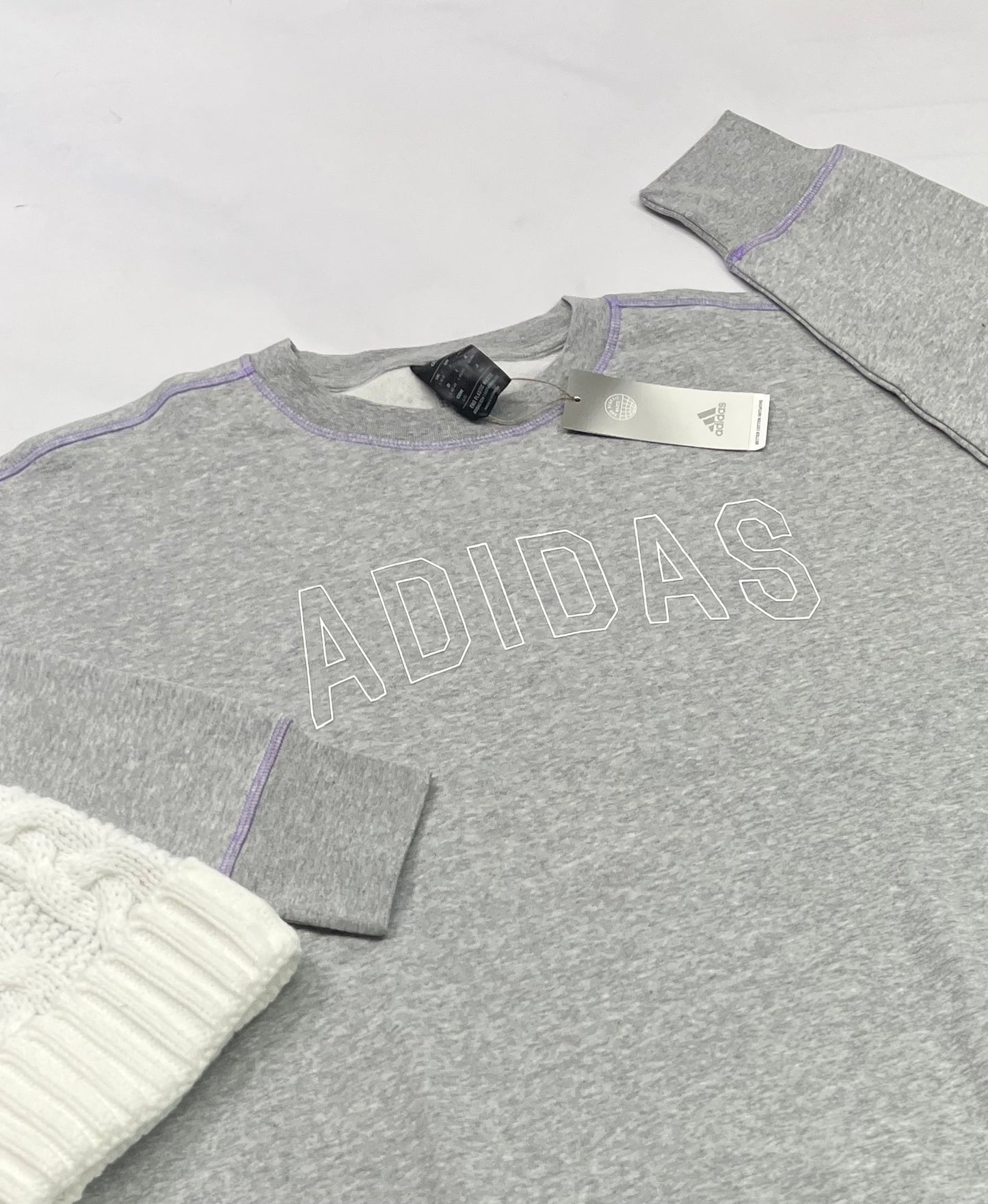 🤩Tunique Adidas : en ouaté doux à l’intérieur L/ femme coupe confo neuve .