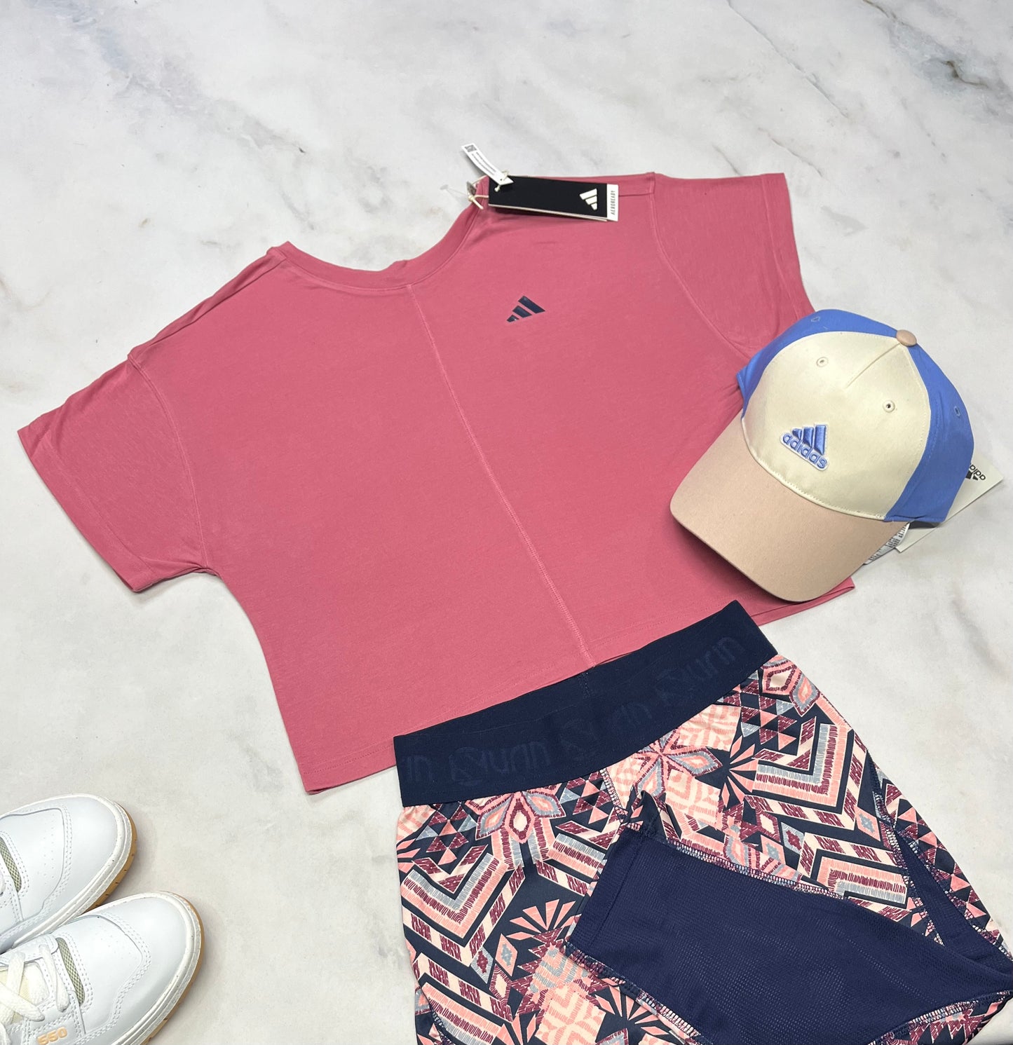 🌷 Adidas : manche courte vieux rose soft souple confo . 9-10 ans fille coupe tendance neuf !