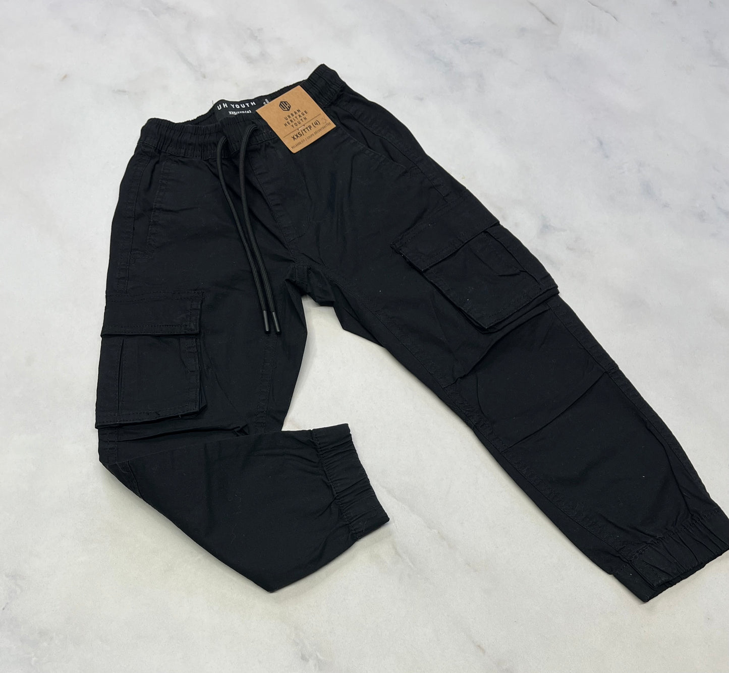 Pantalon cargo : noir mou confo : 4 ans neuf !