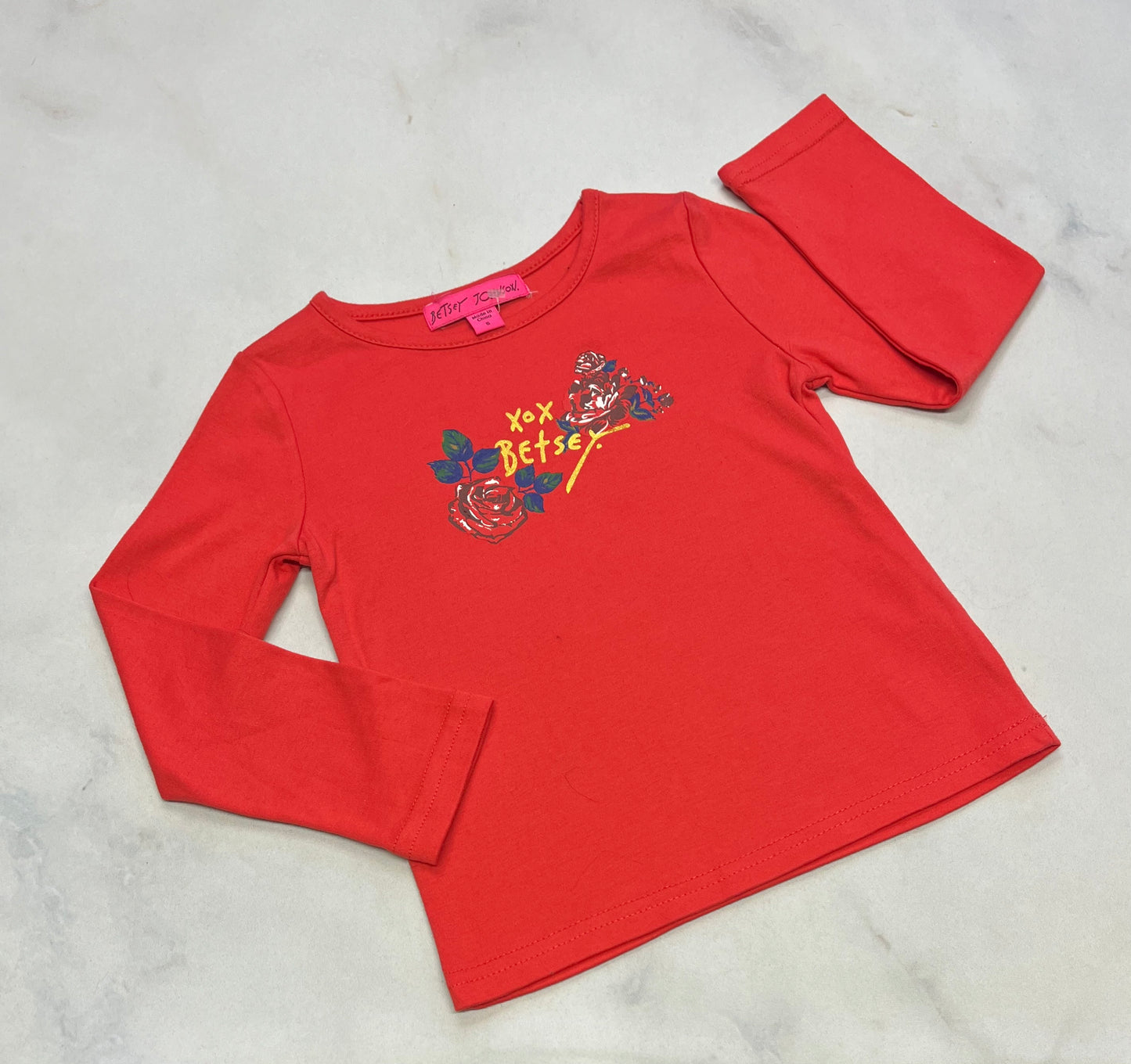 Manche longue BETSEY J. fait 3ans comme neuf !