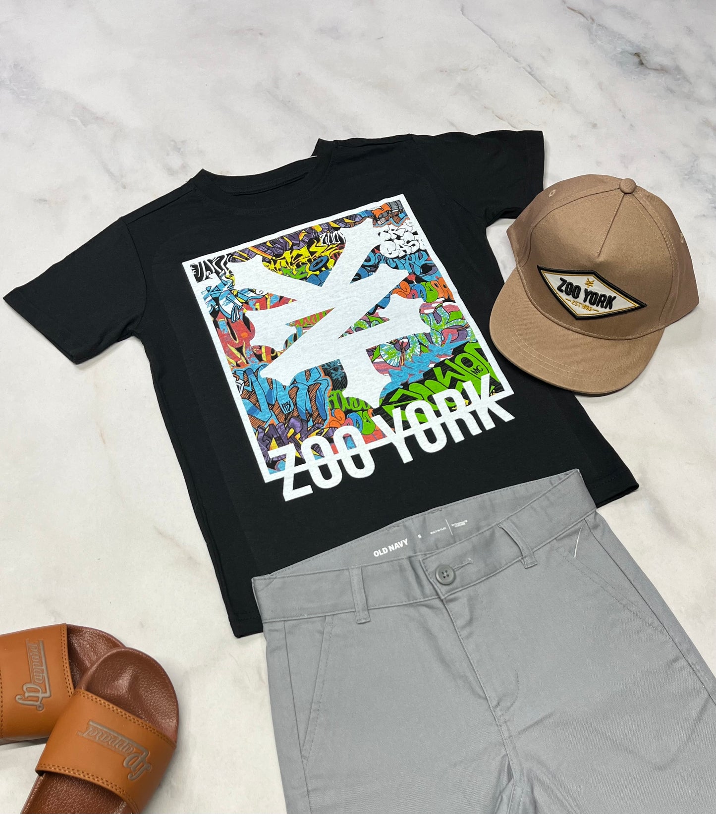 🛹 Solde !! T-Shirt : Zoo York 6 ans garçon neuf ( mais ombrage d’impression flou ) .