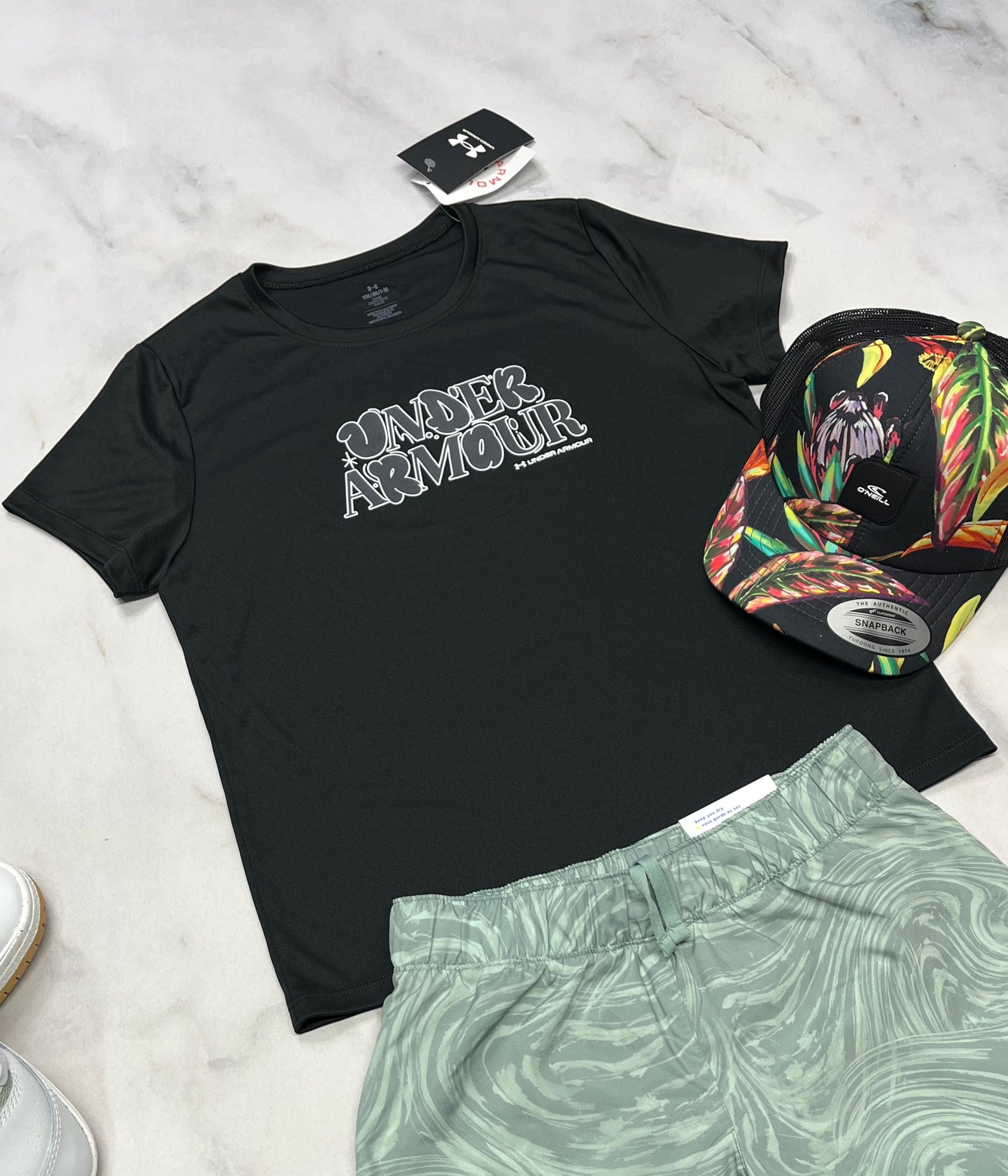 🌴 H.Armour : Manche courte tissu sport noir fait 7-8 ans coupe lousse fille neuf !