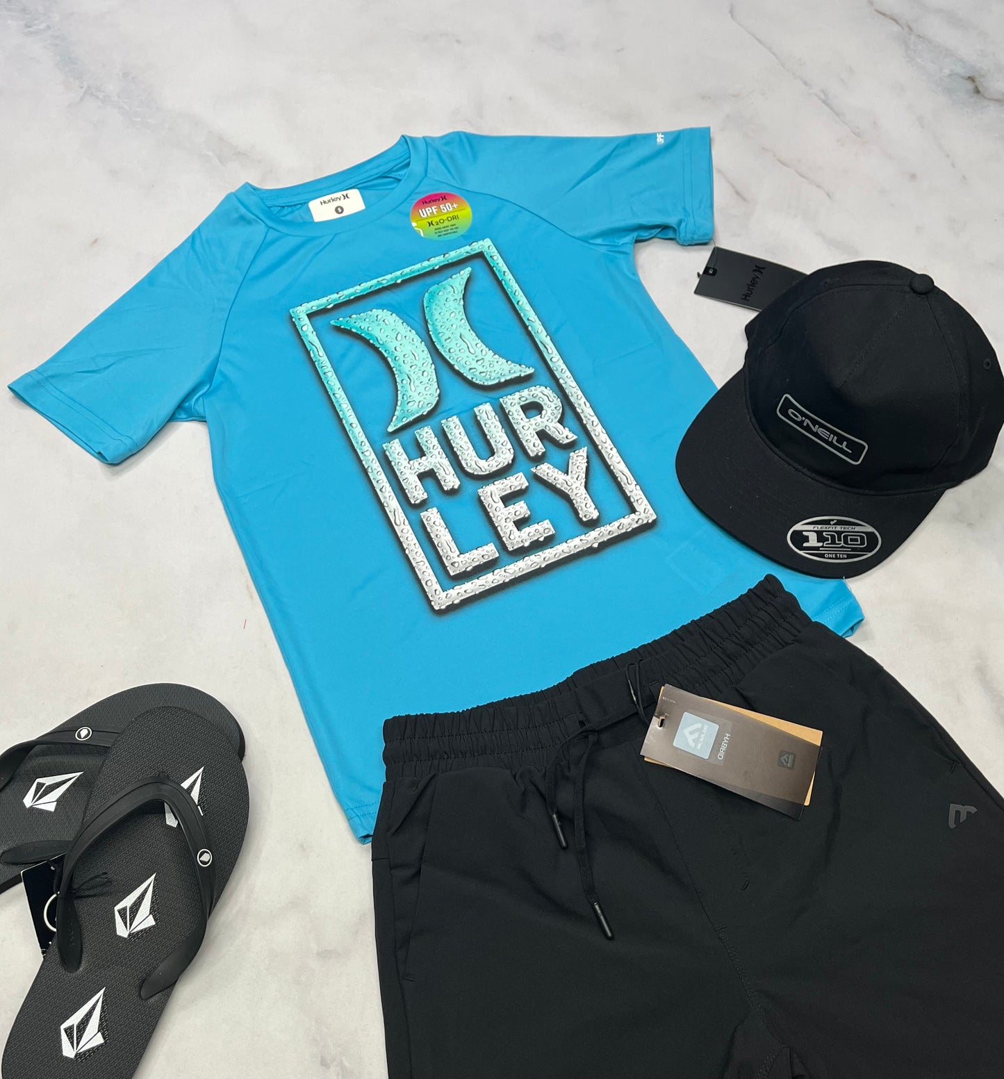🩵 Manche courte : Hurley en tissu de sport 8 ans garçon neuf ans! UPF 50.