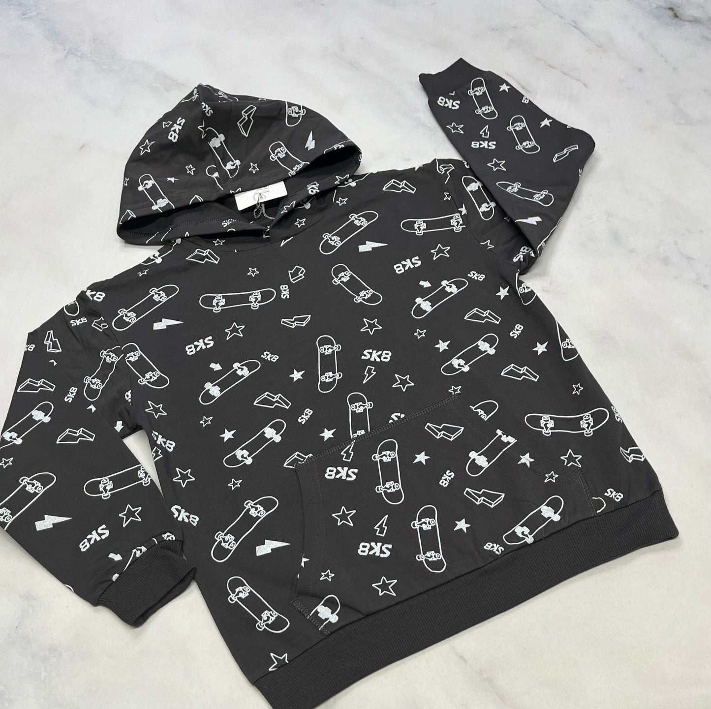 Cagoule : skate Tag neuve 7 ans