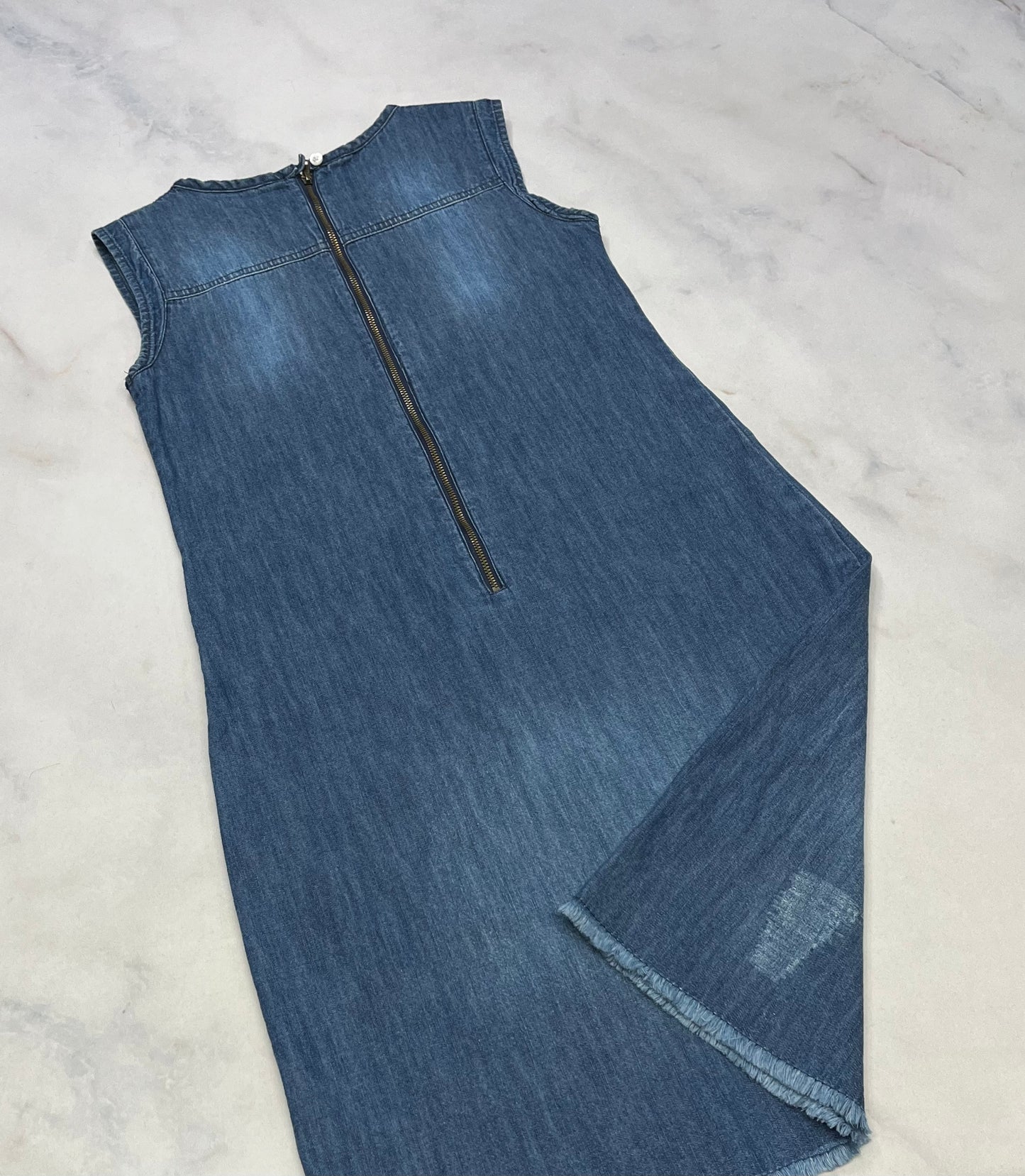 GUESS: Robe en jeans ultra molle confo . 14 ans Comme neuve !