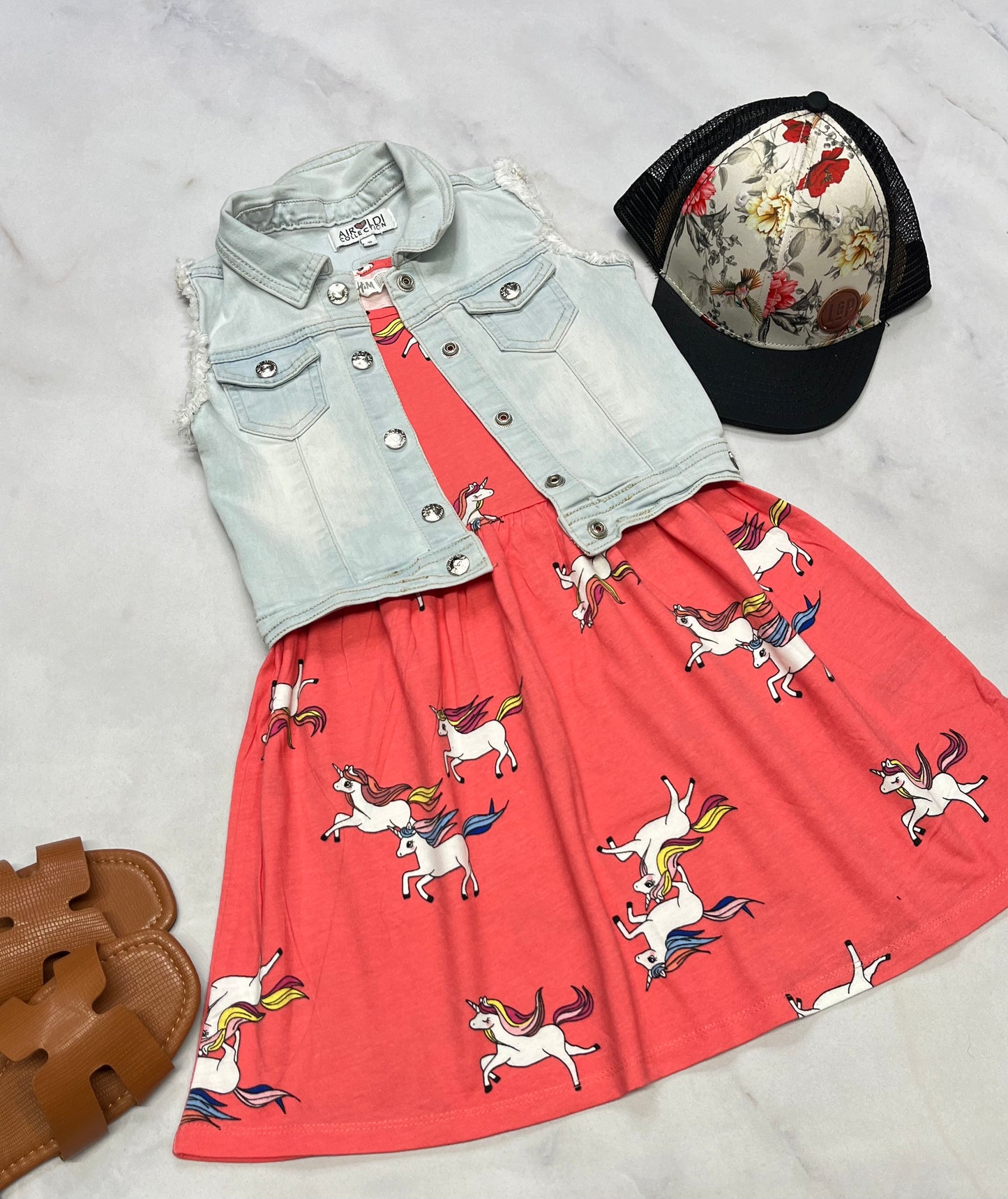 đ Robe corail : licorne 5 ans fille neuve .