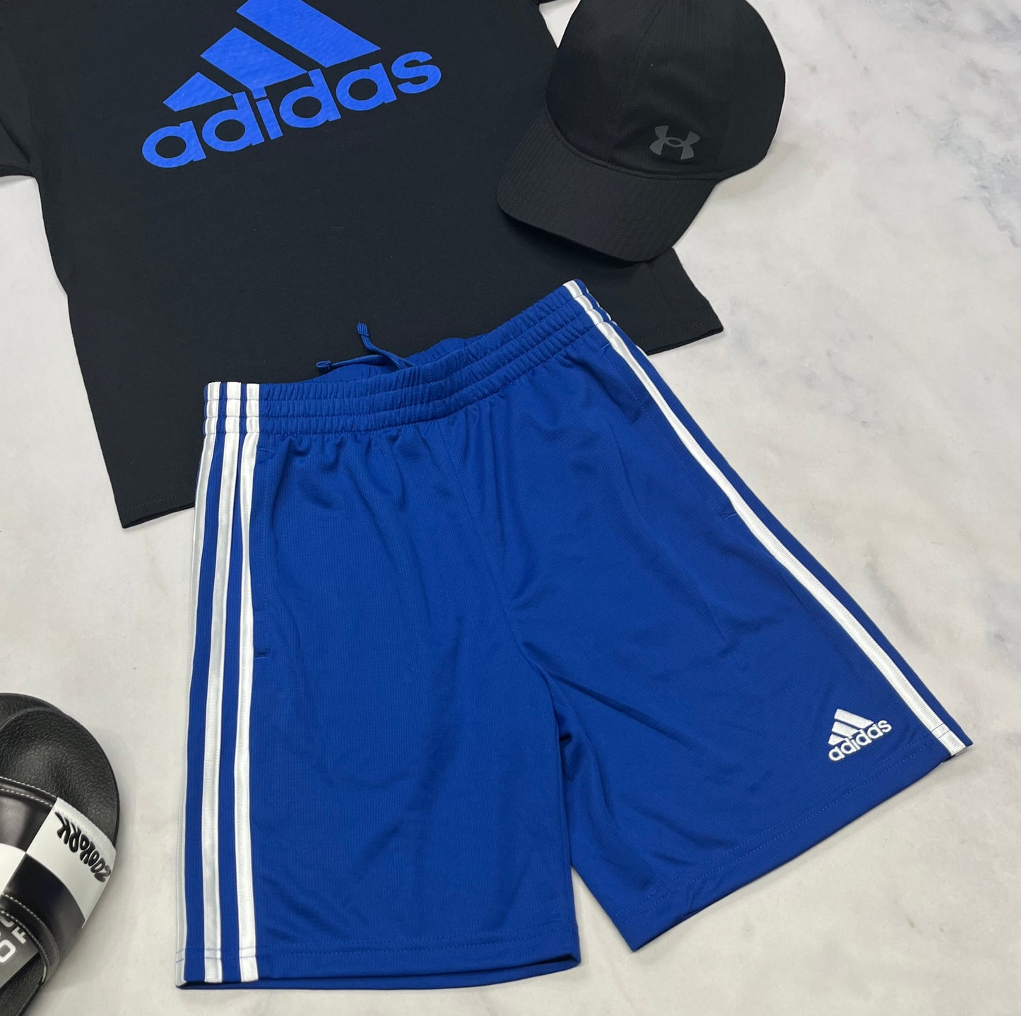💙 Adidas : Bermuda tissu de sport souple 10-12 ans garçons neuf !