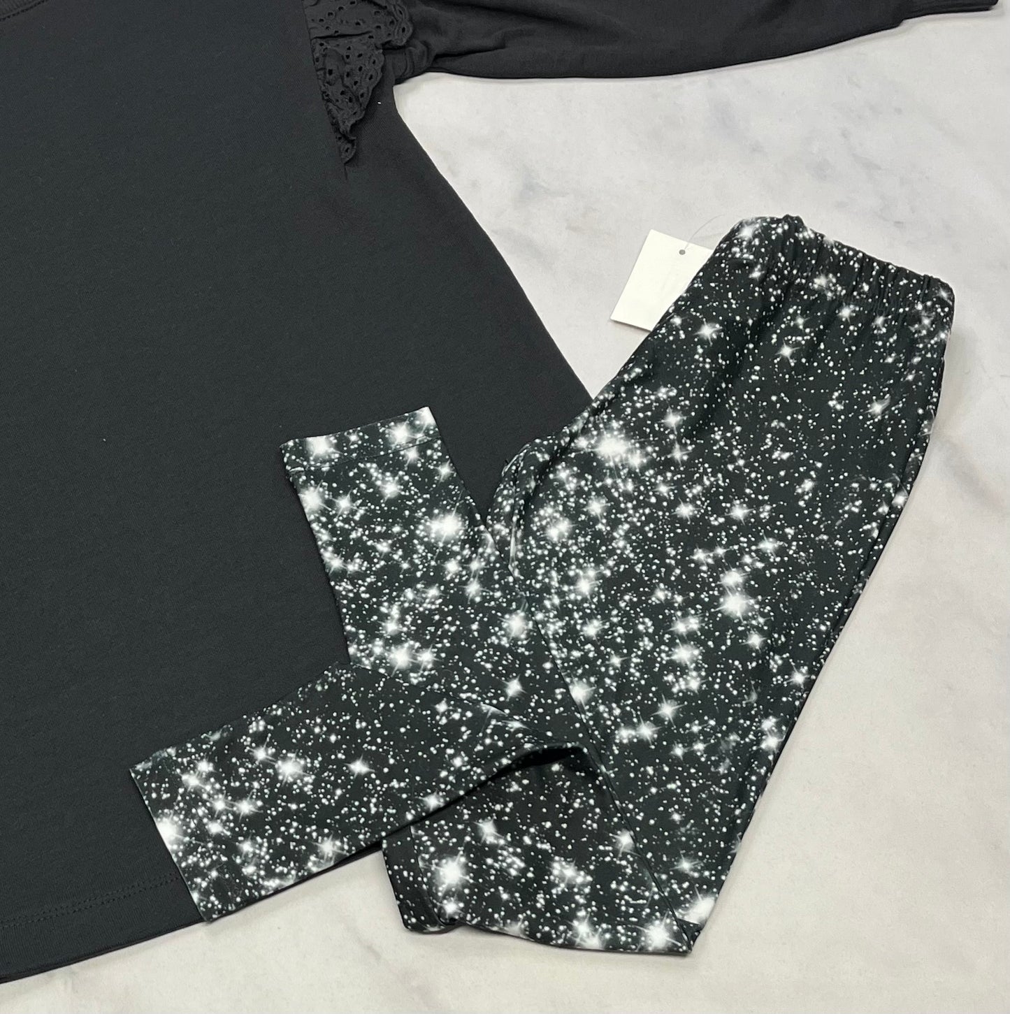 Duo neuf ! : Robe en ouaté manche ballon charcoal 6 ans + Legging soft neuf 6 ans .