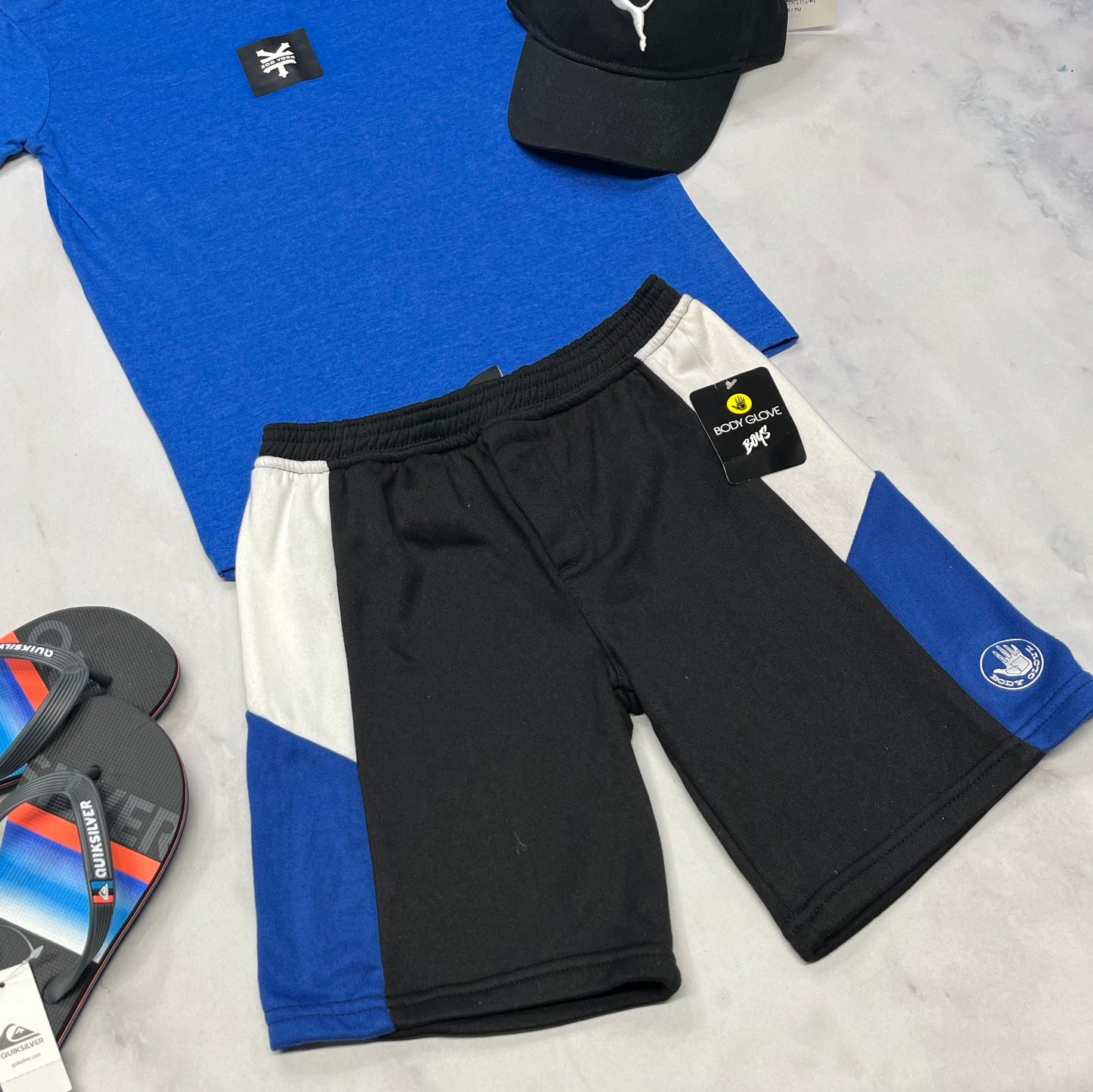 🌴 Bermuda ouaté : Body Glove + 7-8 ans garçon neuf !