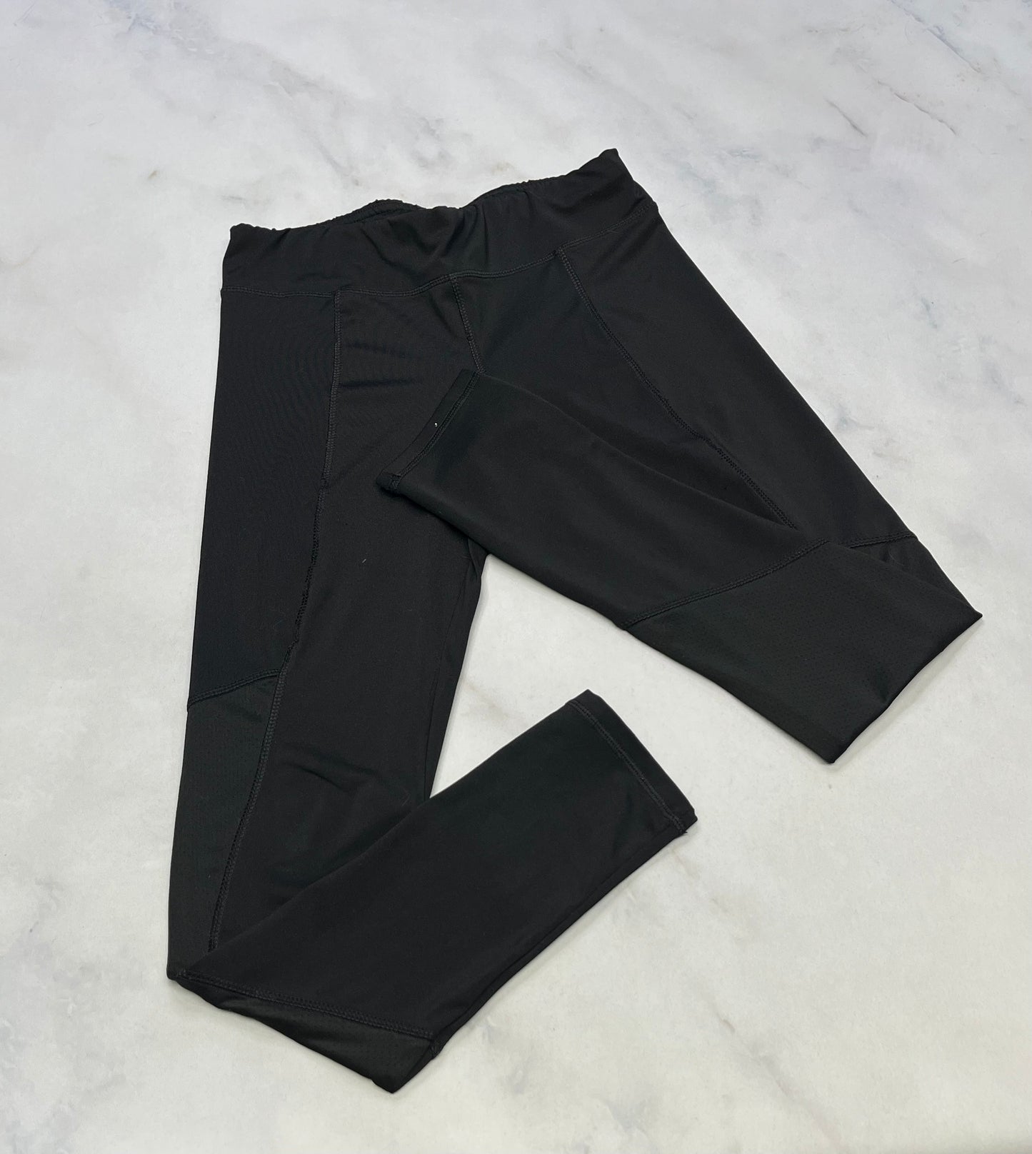 SOLDE! Skinny sport : mini frottement sur un genou. 14(13-14)