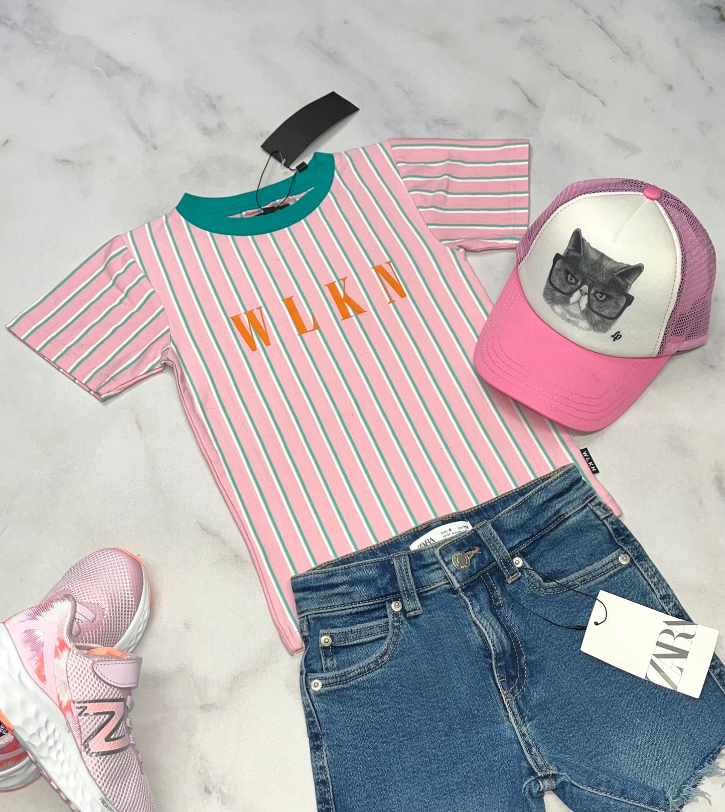 🌸 WLKN : manche courte fait 5-6 ans fille neuf !