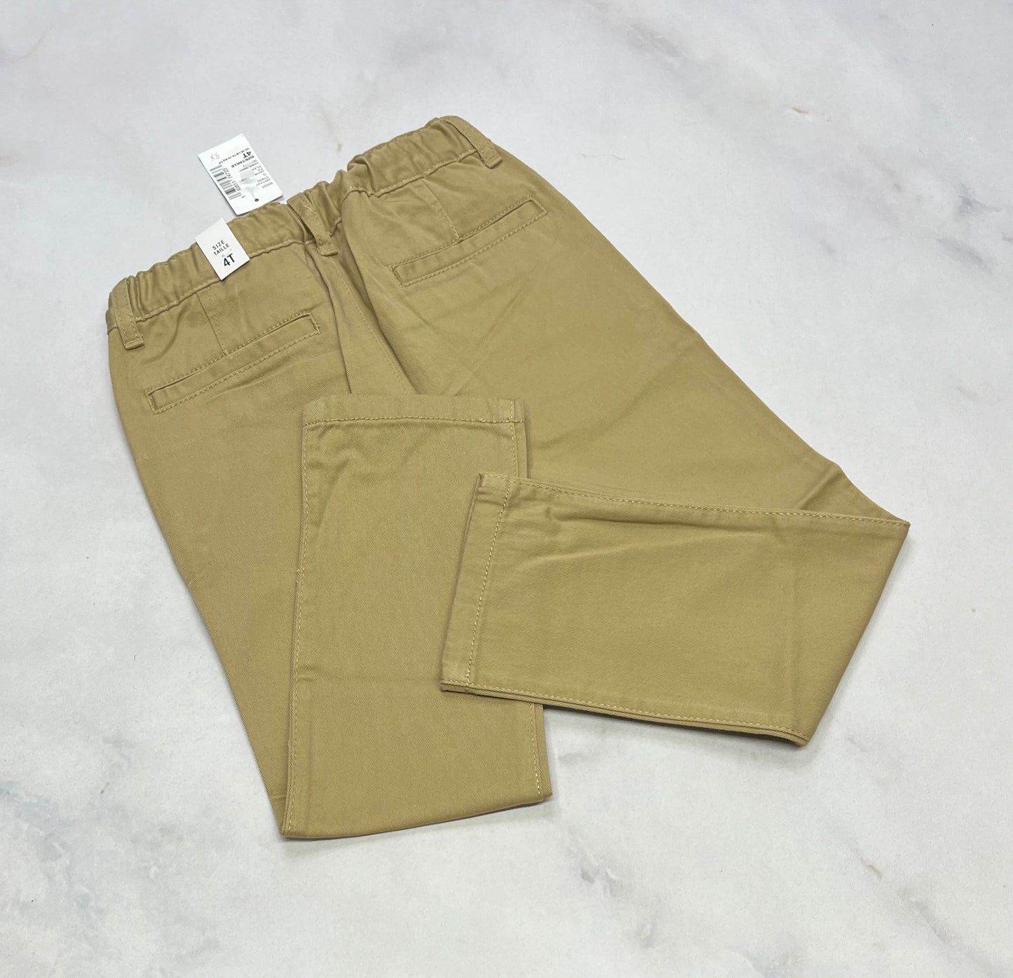 Pantalon : 4 ans ajustable neuf!