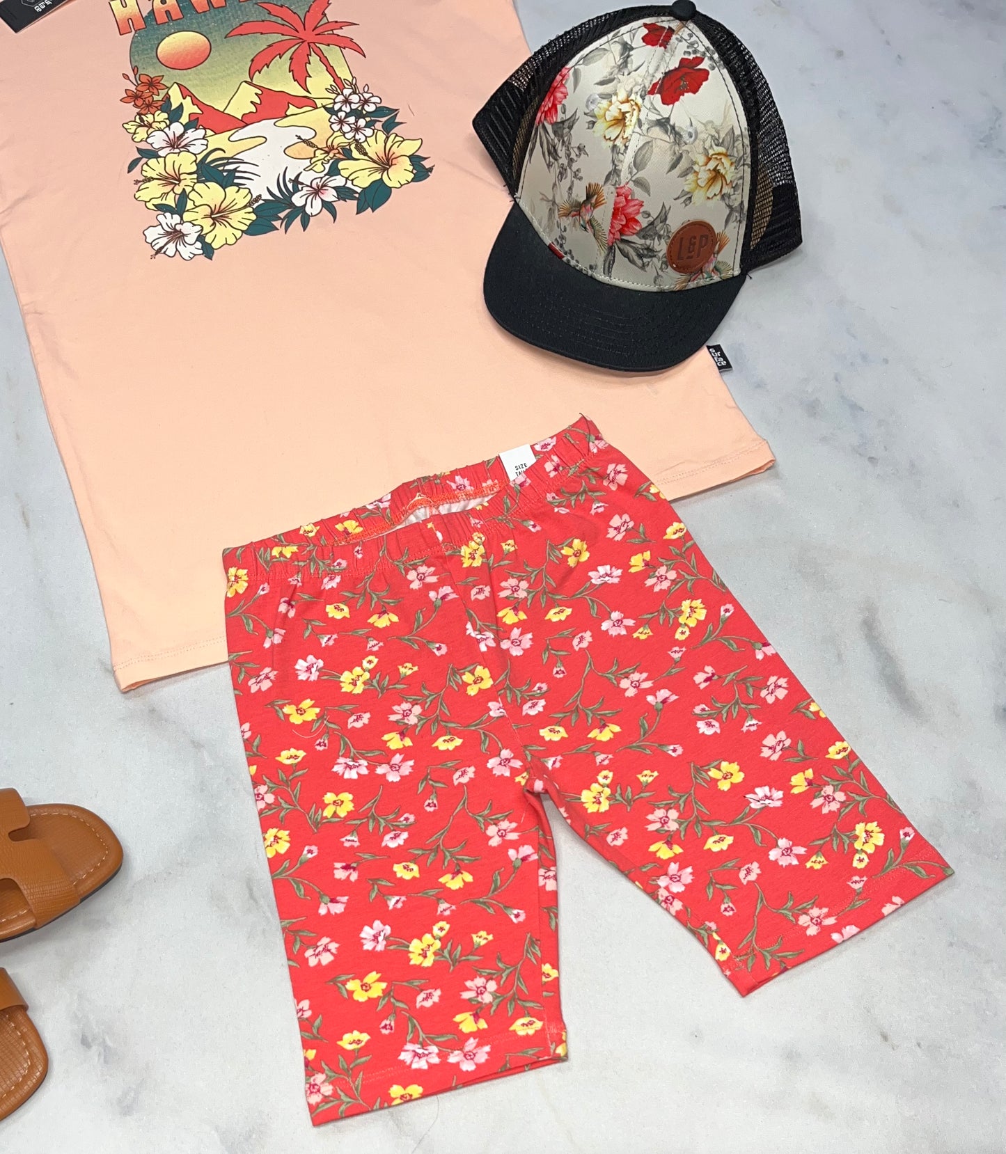 đ Cuissard : corail/ fleurit 5-6 ans fille stretch confo . Neuf !