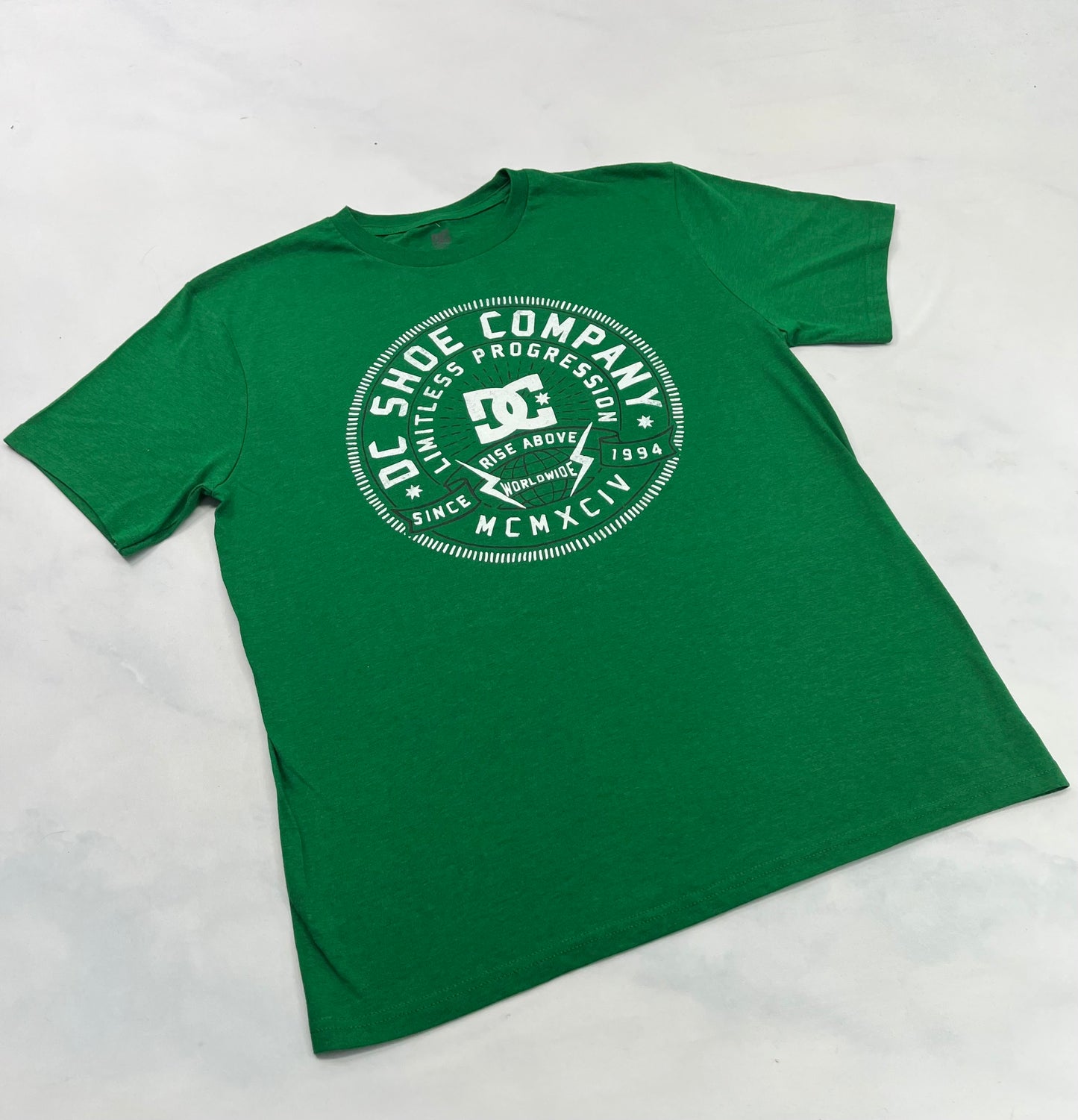 ..DC: T-Shirt SM/ homme