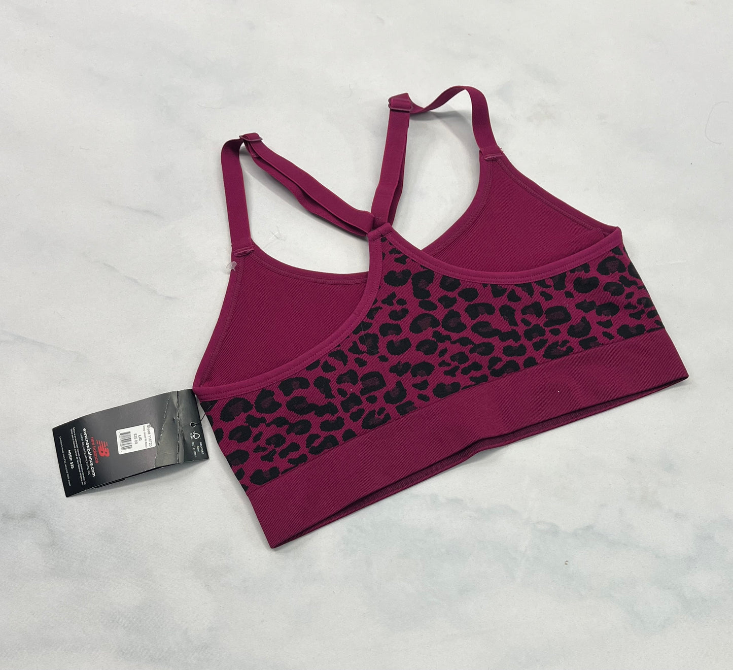 New Balance : Top sport pas.amovible neuf! Fait M/ fit stretch .