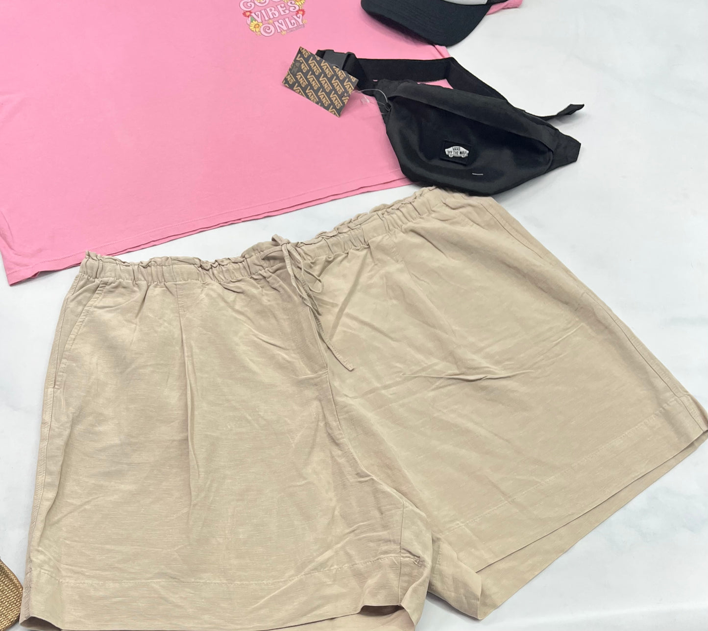 🌸 Short : look lin 2XL femme coupe relax neuf ! Taille élastique avec poches .
