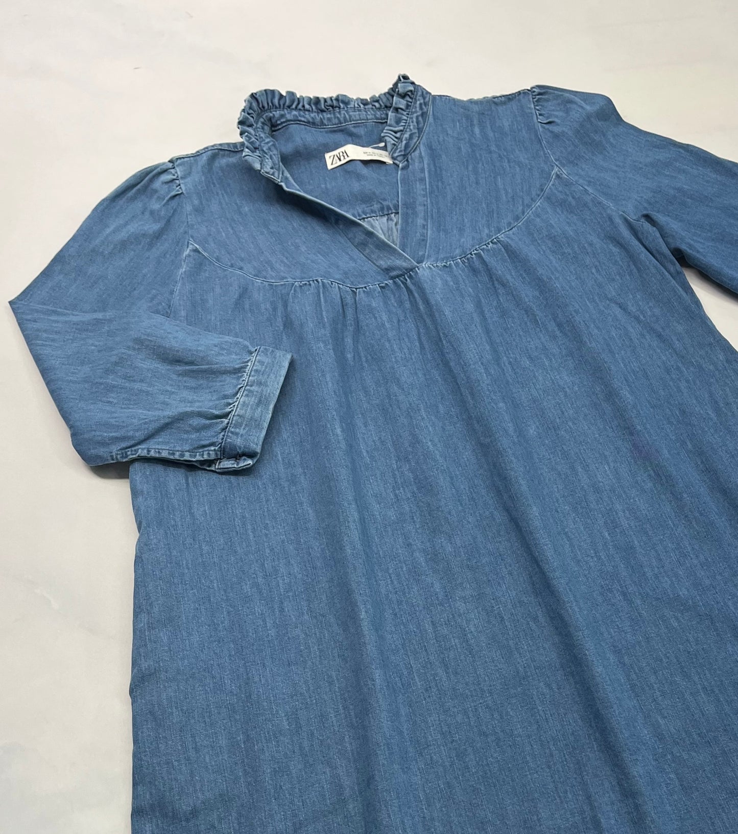 ZARA : Robe en jeans