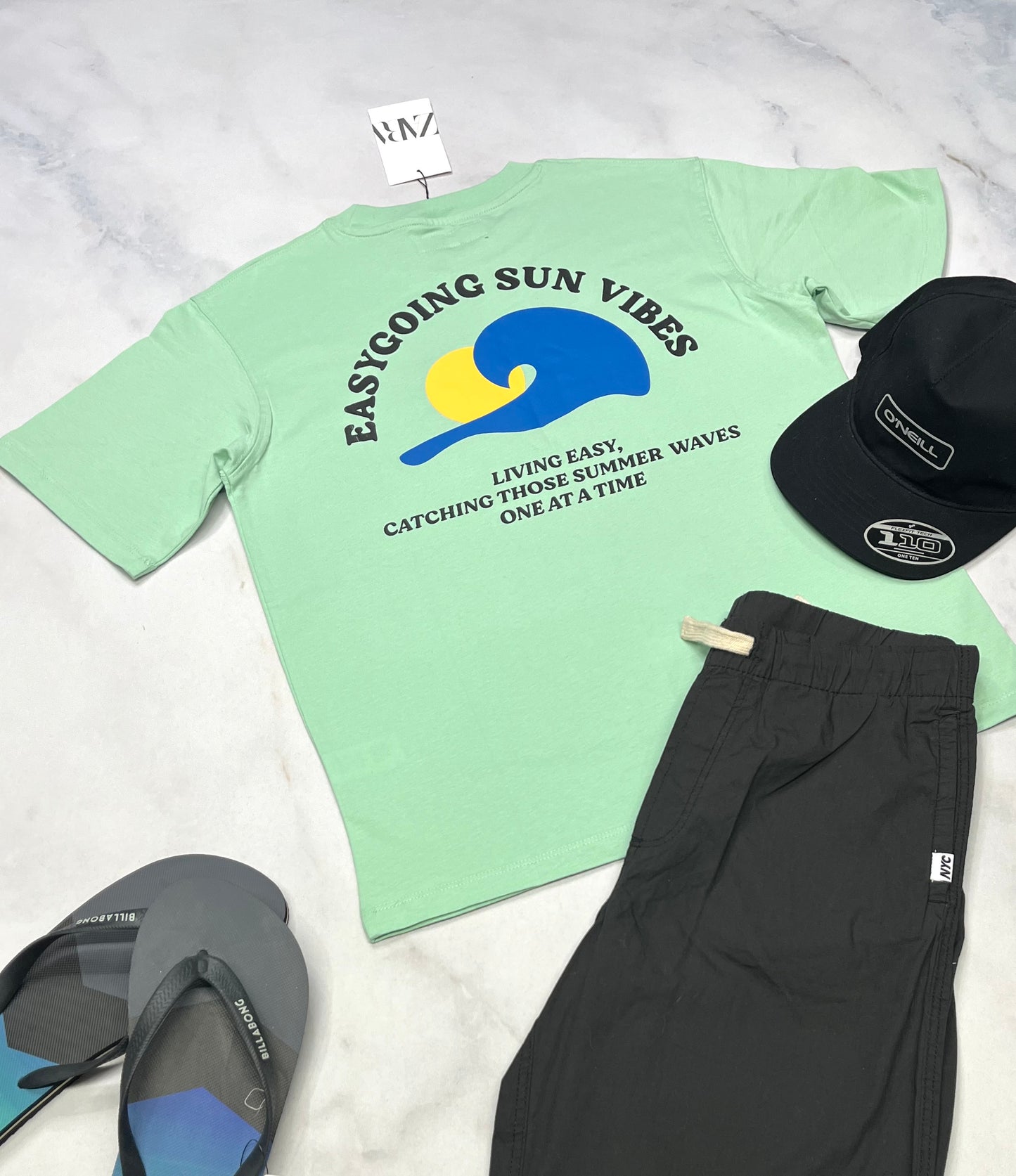 🌿 Manche courte : ZARA 12 ans garçon coupe confo neuf ! Logo au dos superbe neuf !