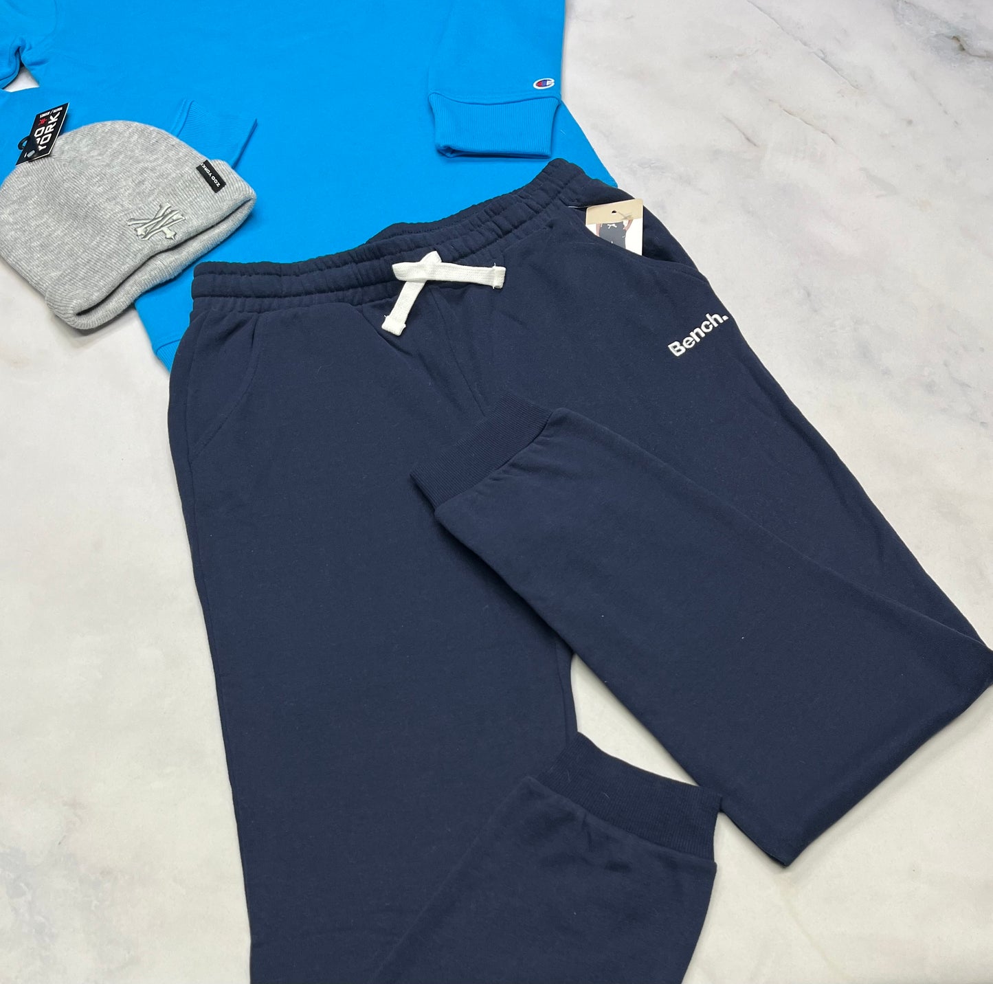 ❄️ Jog. BENCH : Marine 18-20( + 18 ans garçon ) neuf!