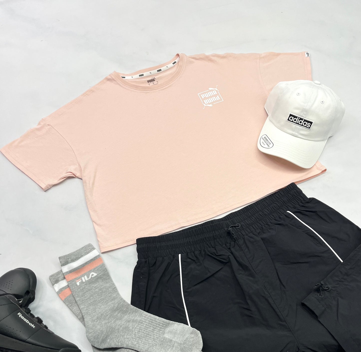 😍 Manche courte : Puma rose L/ femme relax fit . Mi hanche tendance .