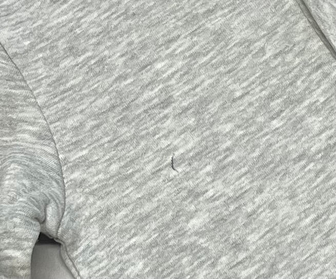 SOLDE ! Veste en ouaté neuve 3 ans ( mais une micro ligne de stylo voir 2 ième photo).