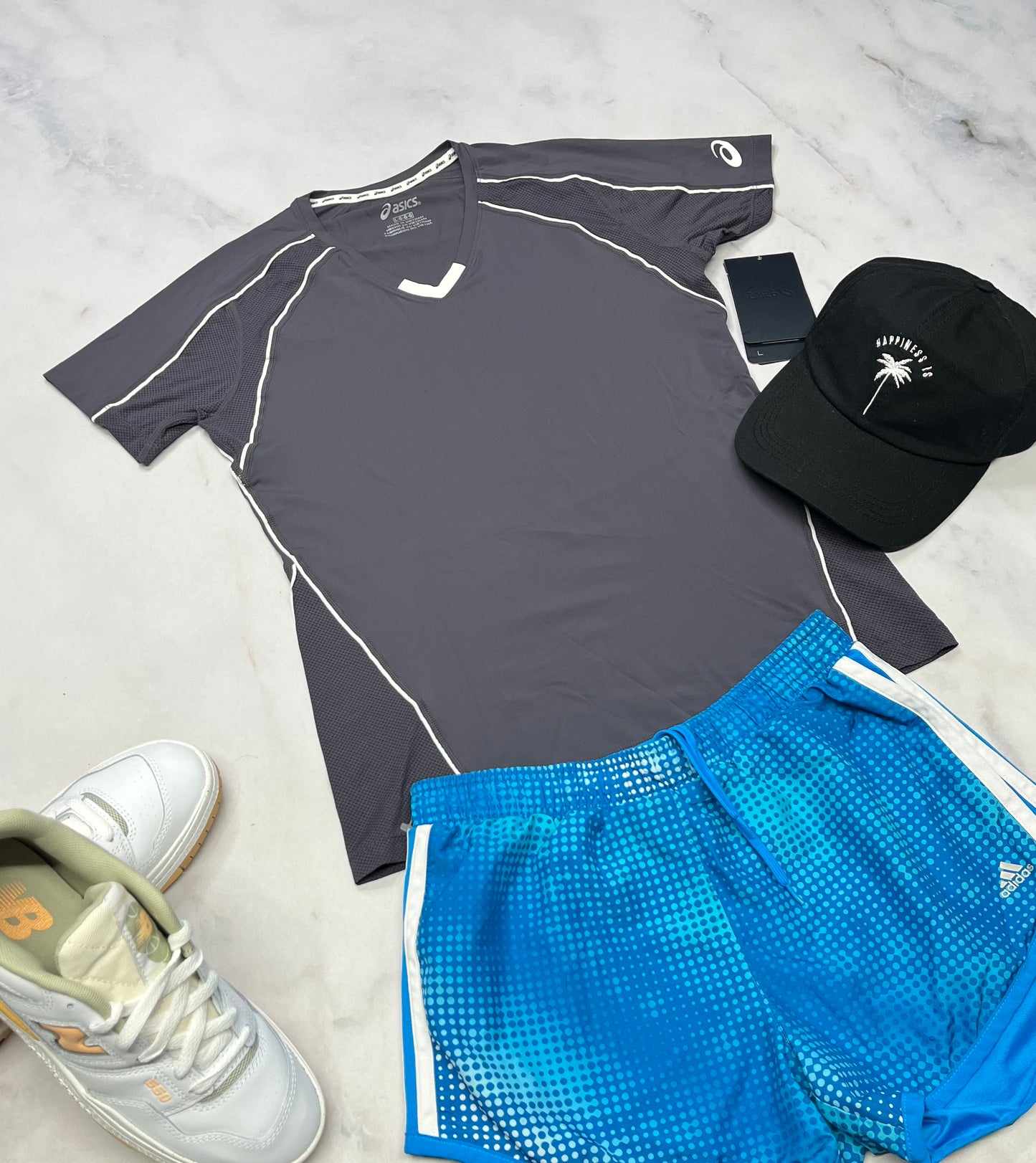 🩵 Manche courte : tissu de sport ASiCS gris 13-14 ans fille stretch . Tissu qui respire neuf !