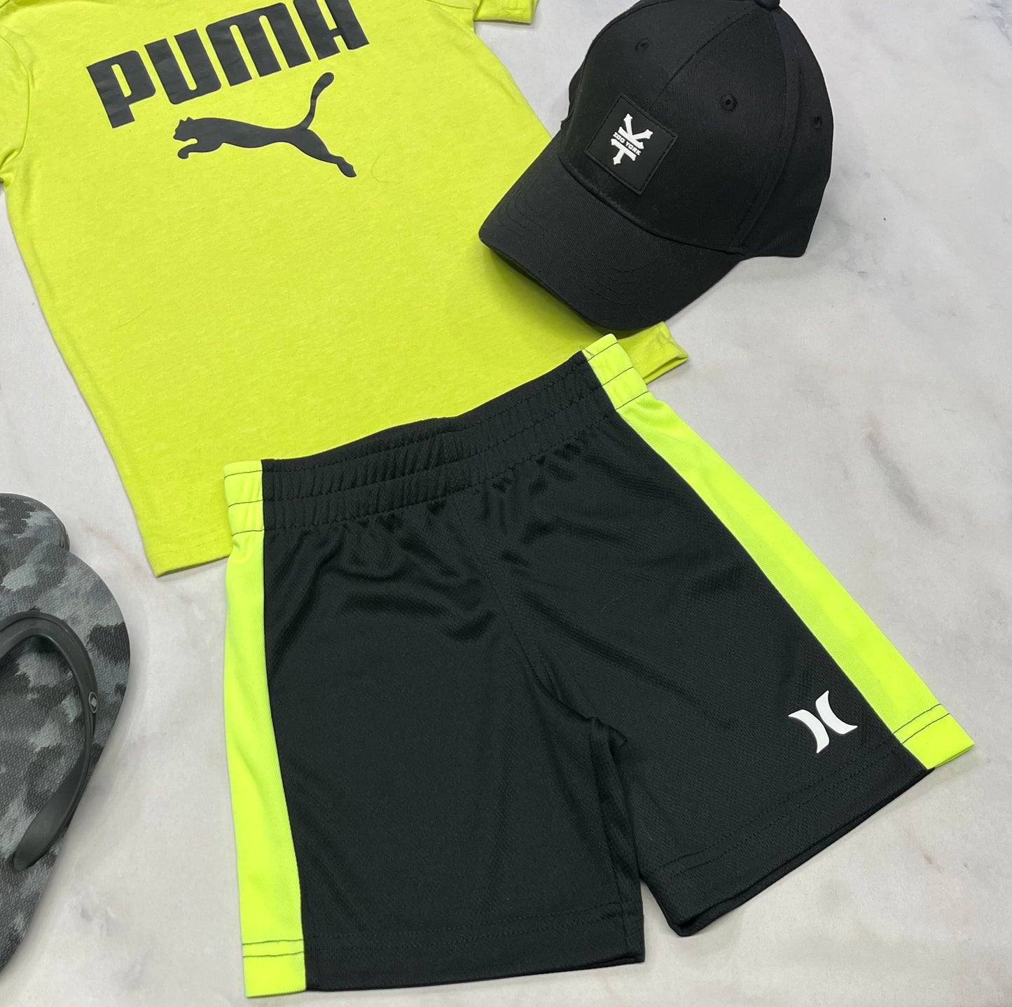 đ« Bermuda : Hurley en tissu de sport 4 ans garçon neuf !