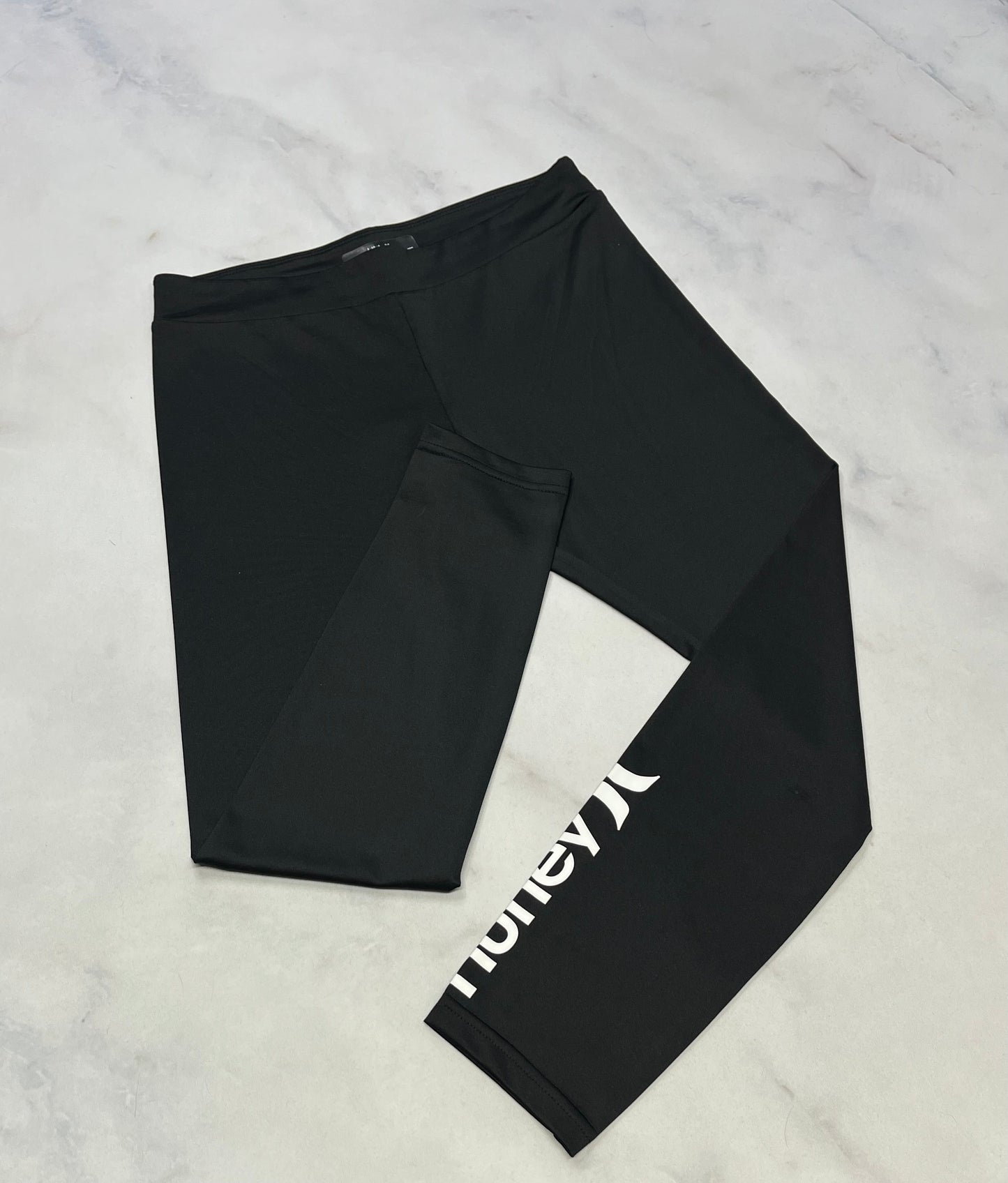 HURLEY: Skinny leg. sport