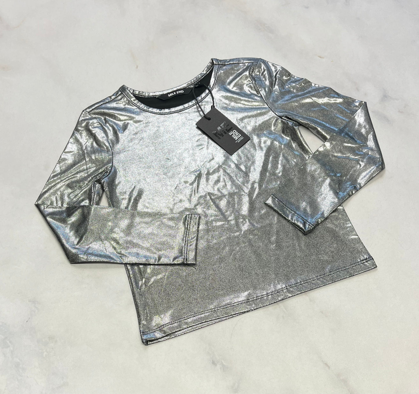 Manche longue : brillant de partout neuf! Stretch confo fait 4 ans fille .