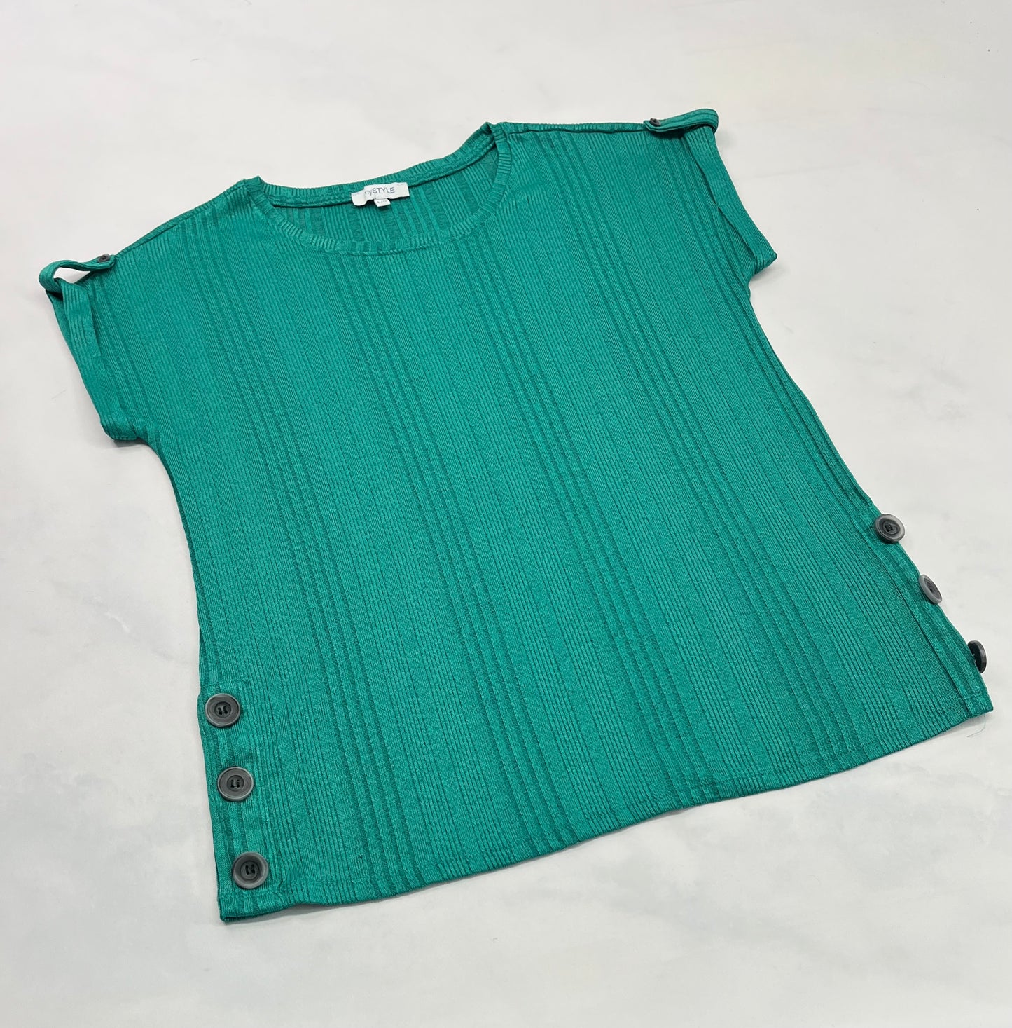 ..Haut vert : L/ femme