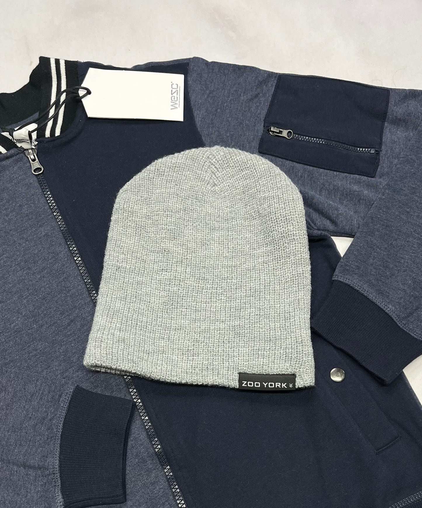 💫Tuque grise : Zoo York fait O/S enfant - ado .