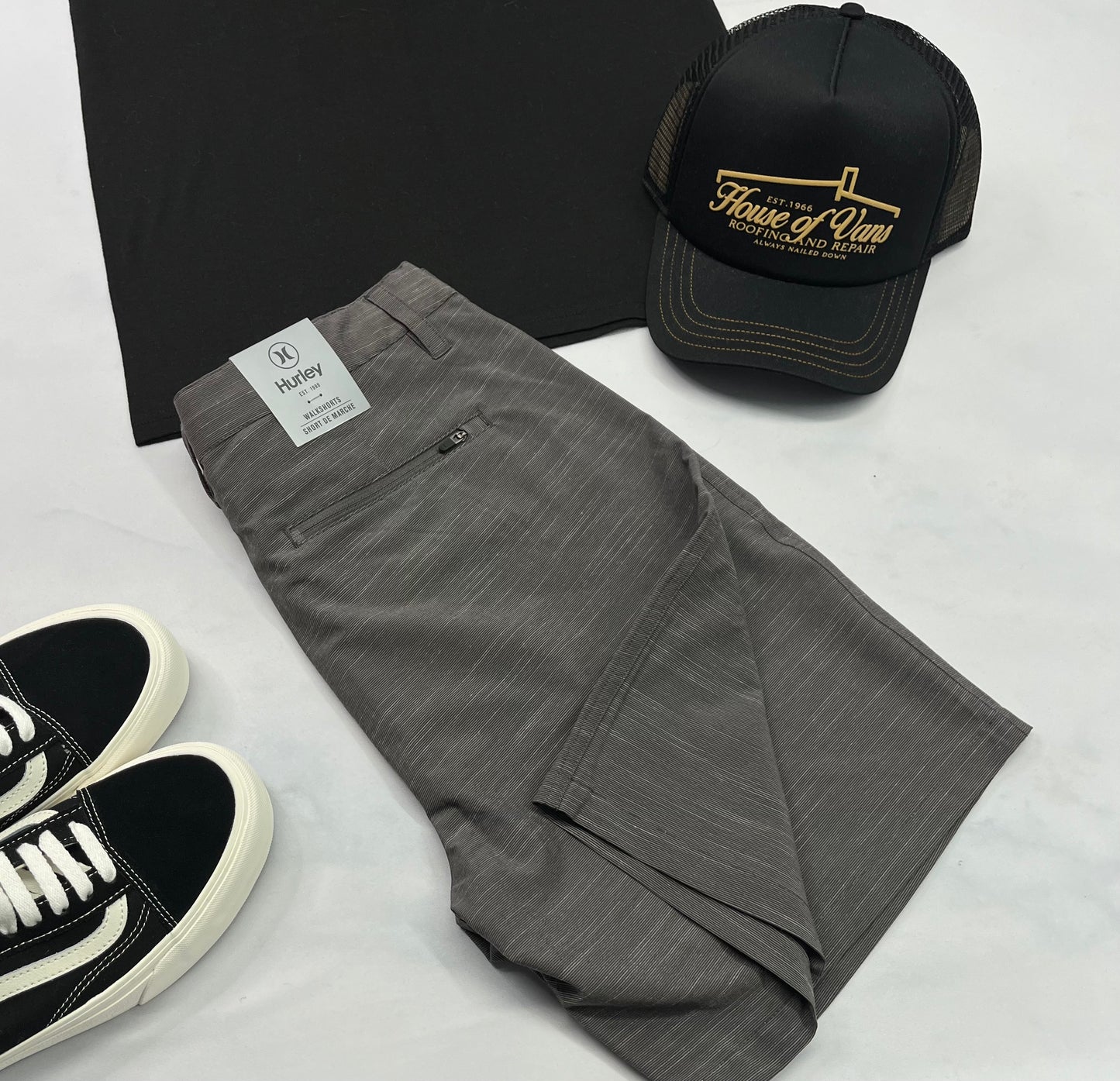 🤩 Bermuda Hurley : charcoal , tissu sport léger stretch ( qui sèche facilement ) . Neuf ! Small 30/ homme et 28/16 Ado .
