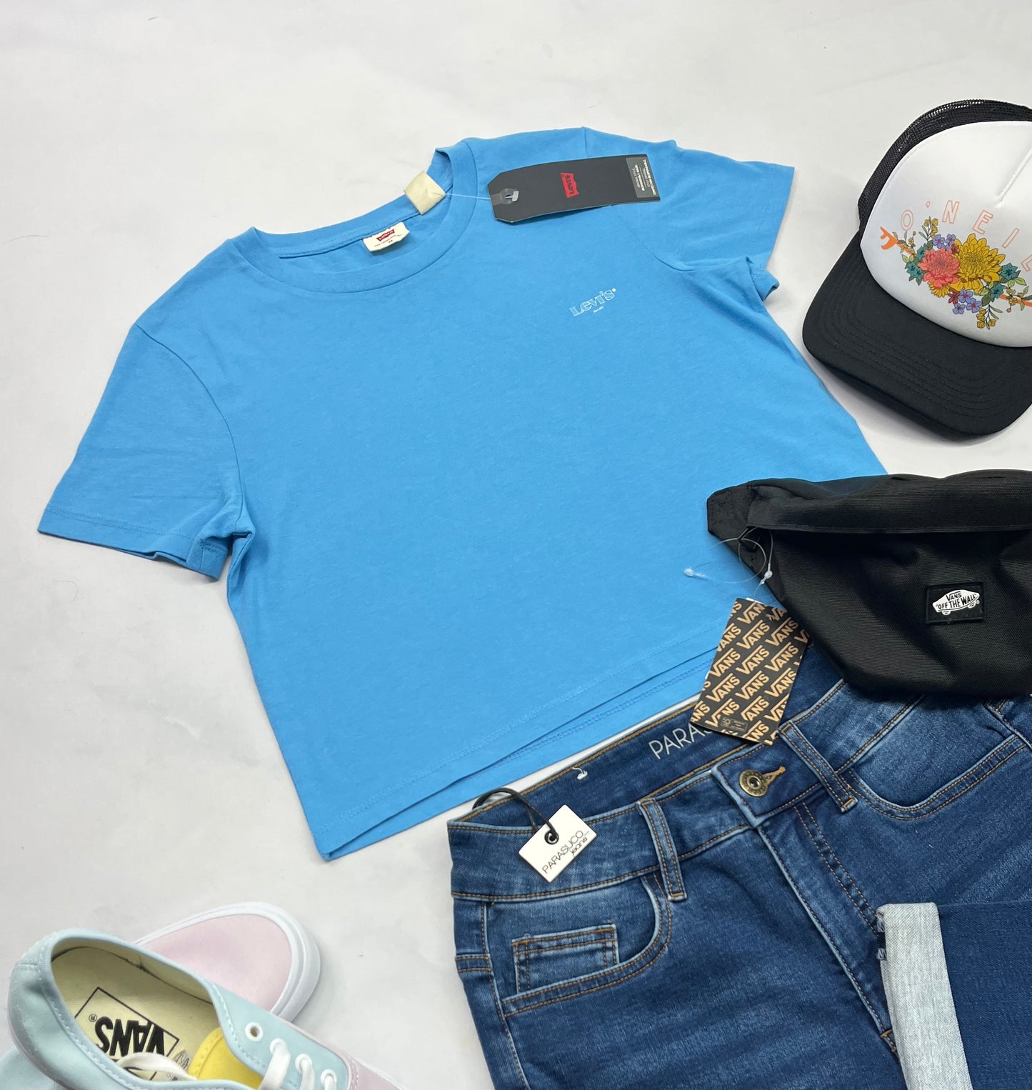 ☀️ Manche courte : LEVIS look écourté XS/ femme neuf ! Logo brodé .