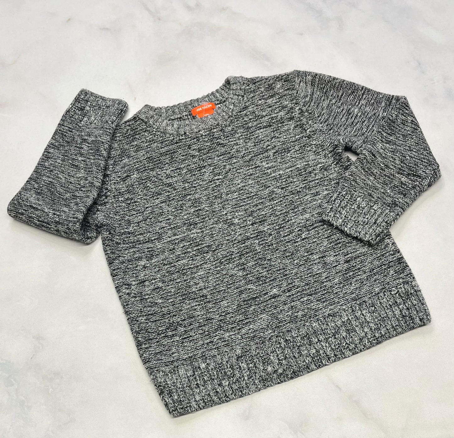 Tricot : Joe fresh mou confo comme neuf fait 6 ans garçon.