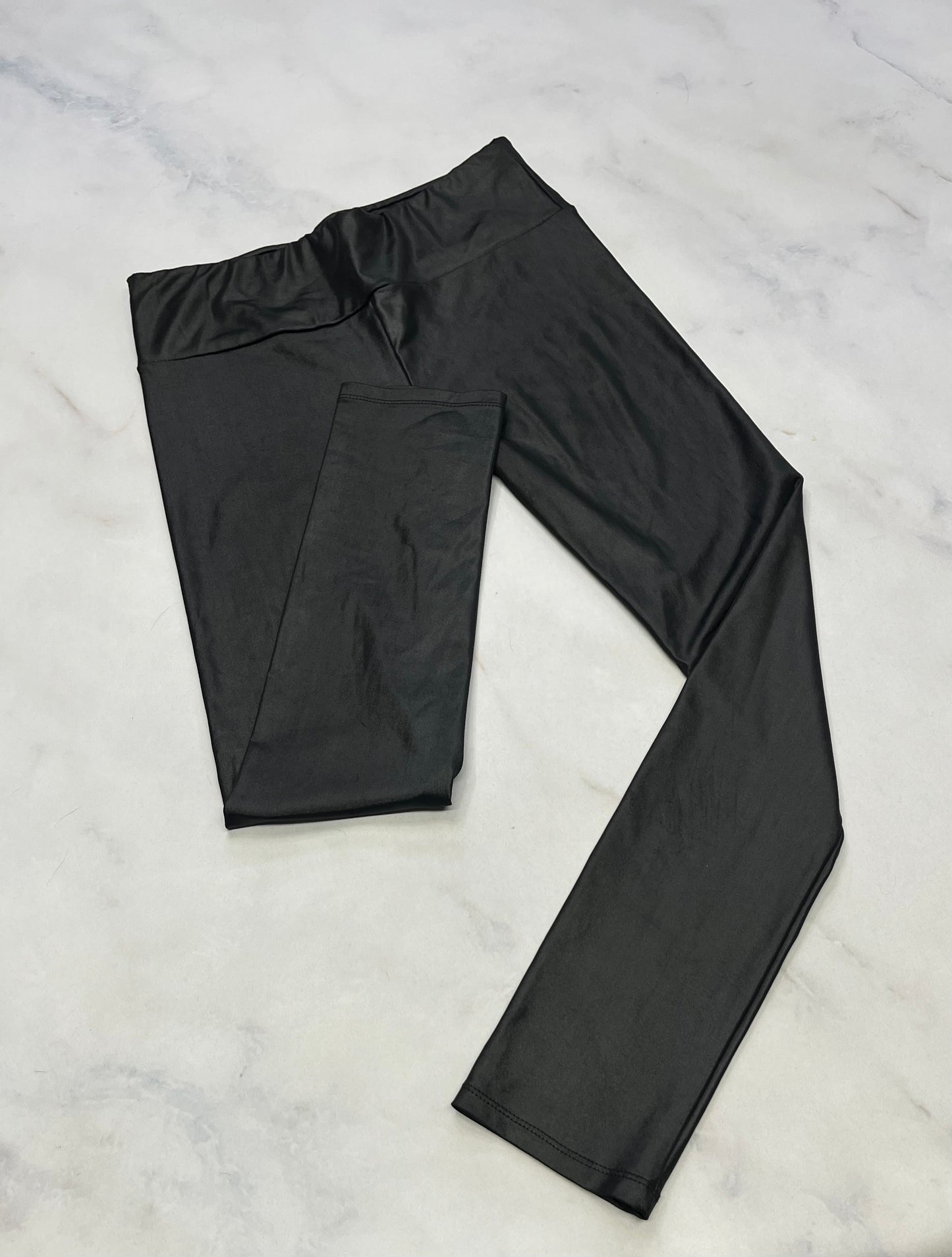 ..Skinny legging : effet lustré qui ne décolore pas / stretch . Fait Small femme comme neuf.