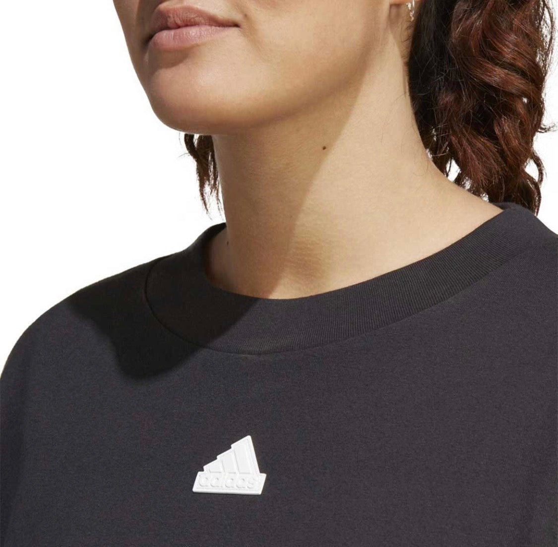 ☀️ Manche courte Adidas : 1XL (XXL/ femme ) et 2XL coupe relax mi hanche neuf !