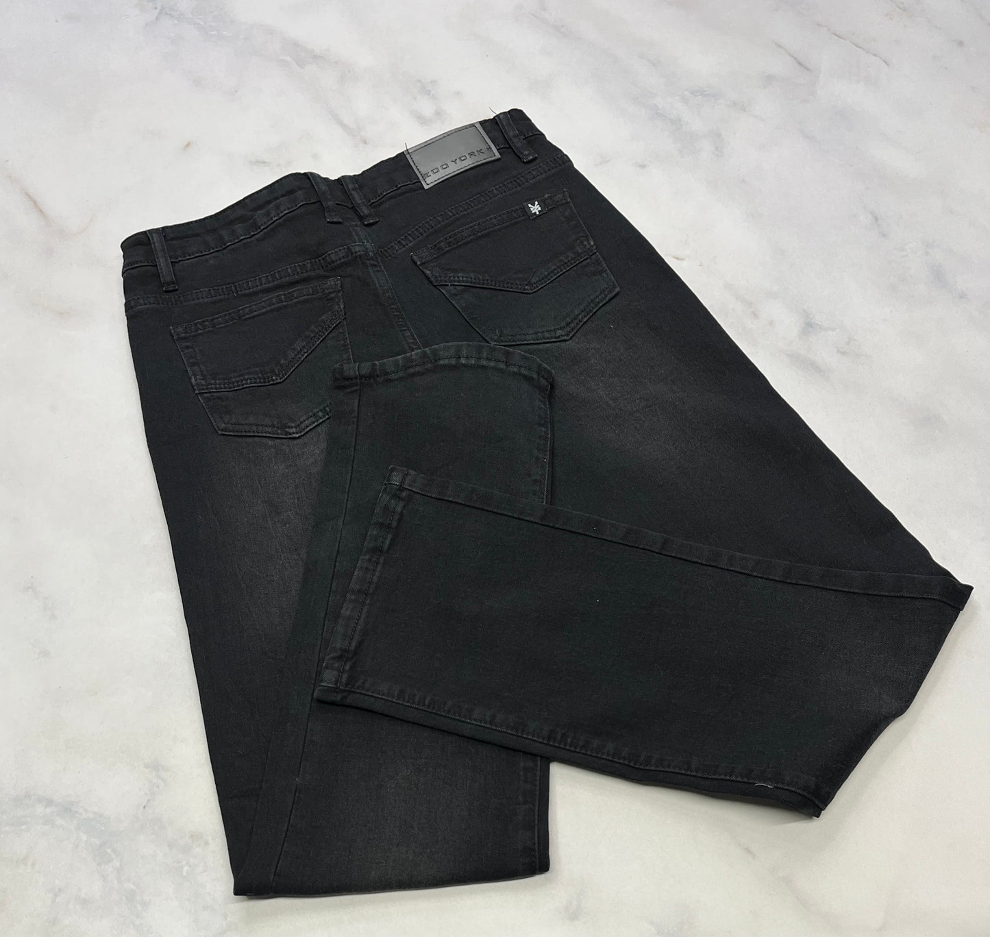 Jeans Zoo York : stretch confo neuve . 11-12 et 13-14 ans .