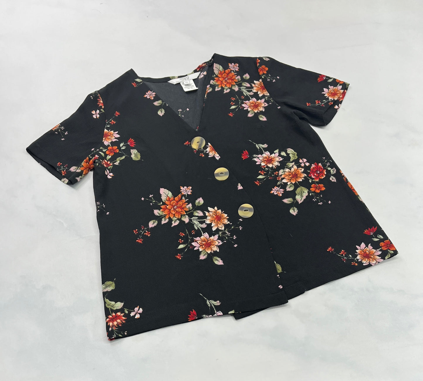 ..Pentagone : tissu chic mou S/ femme comme neuve .