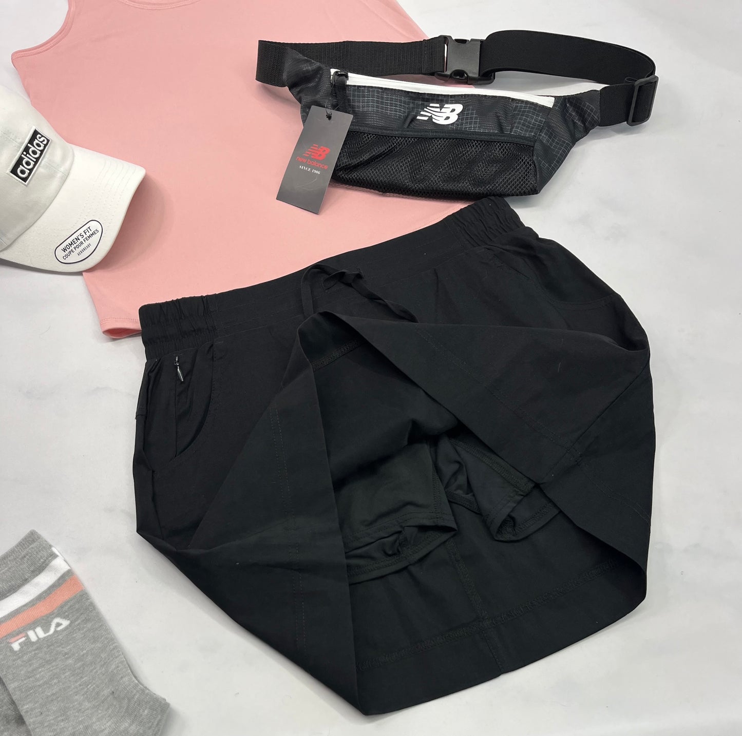☀️ Jupe : avec sous cuissard intégré en tissu de sport Small femme neuve .