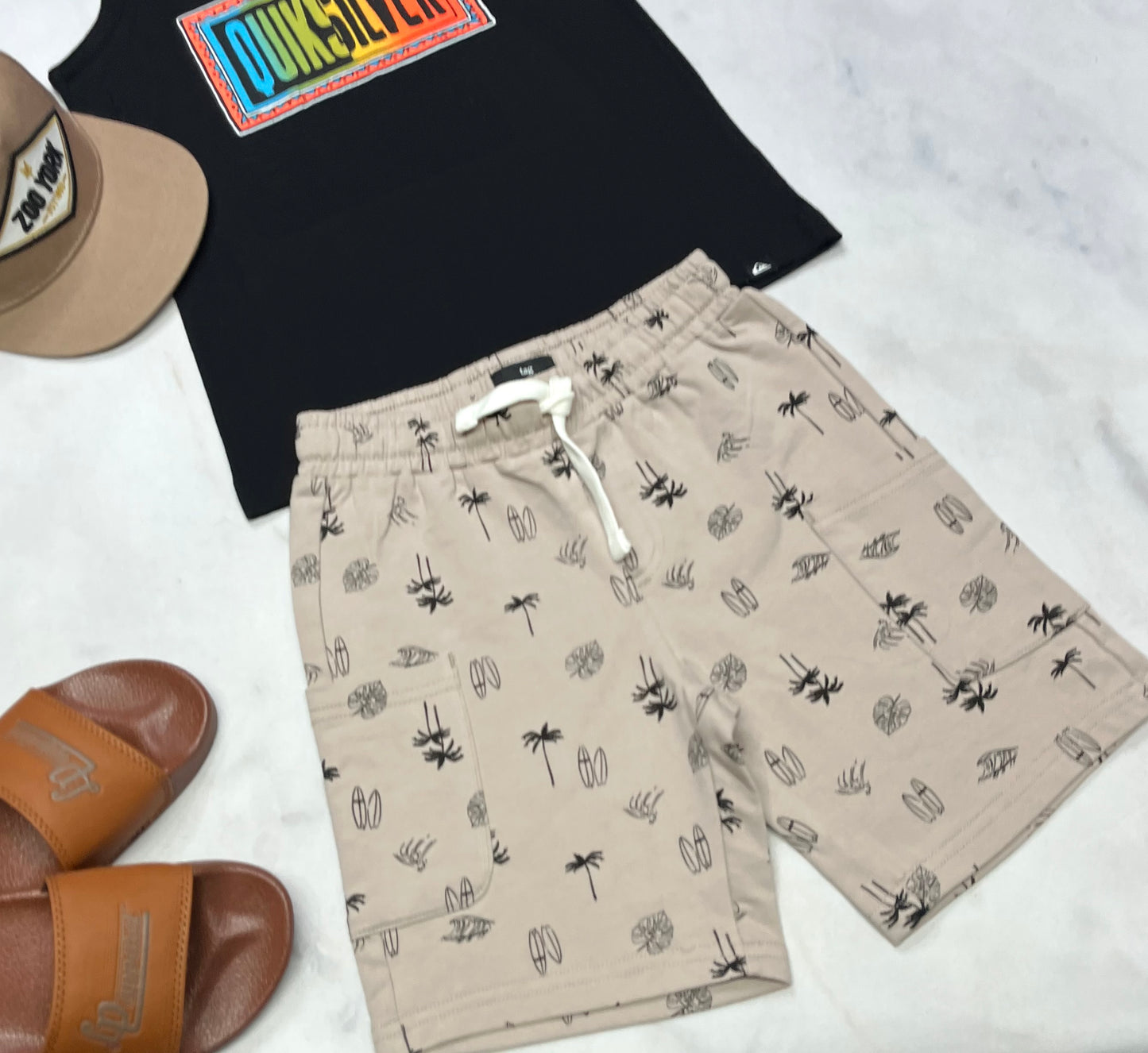 ☀️ Short : cargo en ouaté confo . 6 ans garçon Tag neuve .