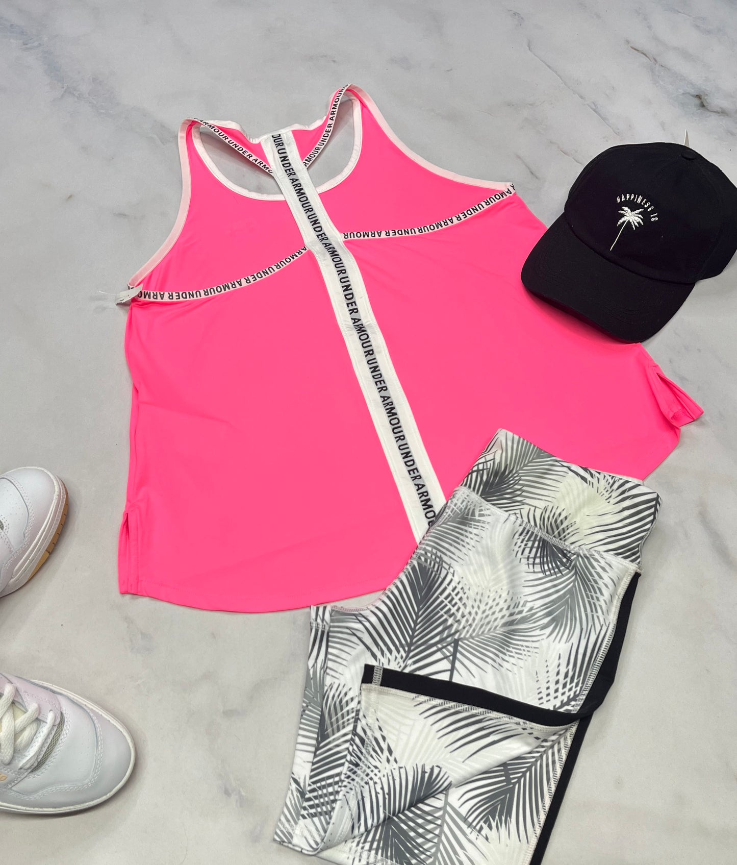 💫 SOLDE , Camisole : H.Armour neuve mais 2 mini ligne flou . 16 ans fille stretch confo .