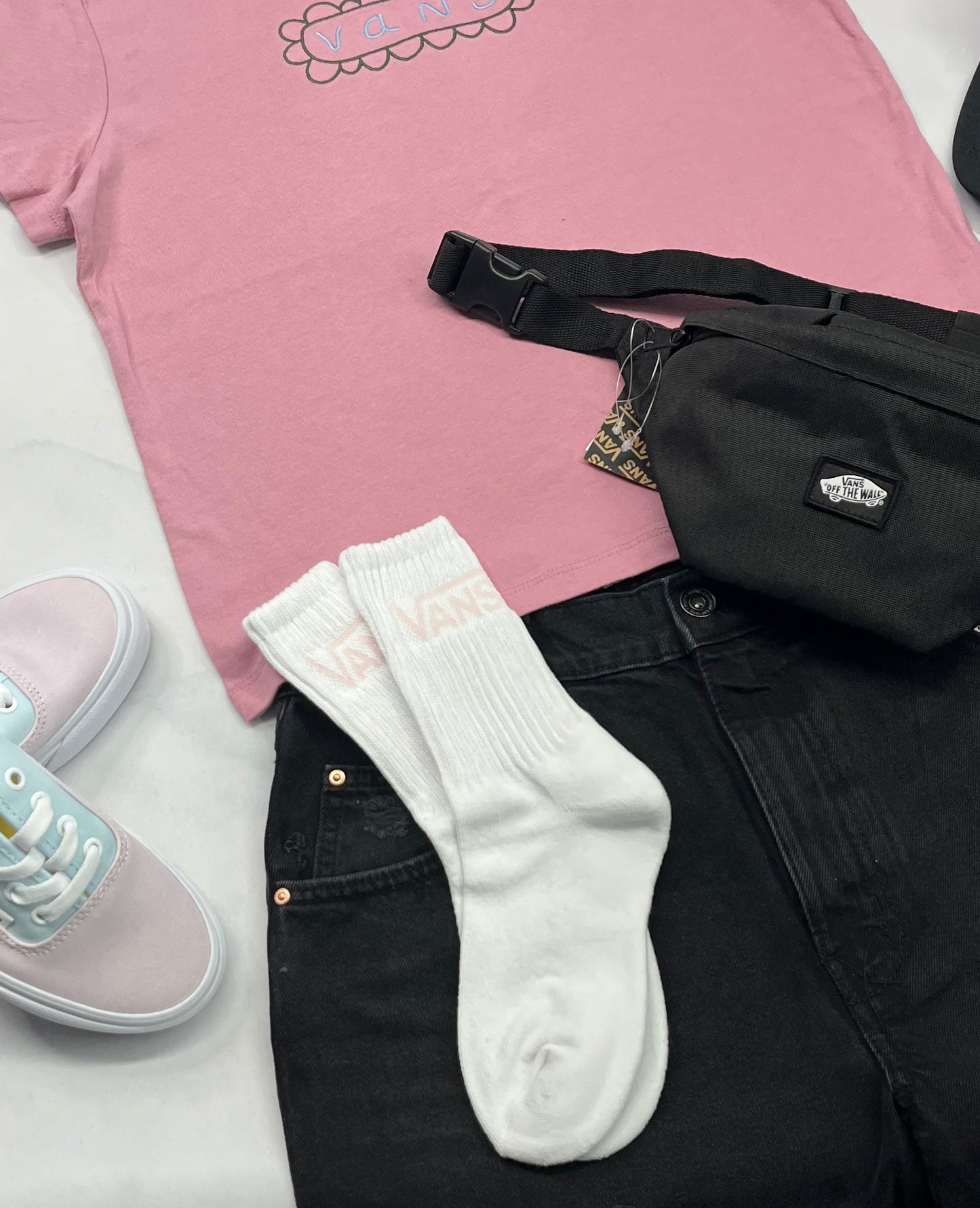 🌸 Bas VANS : blanc et rose pâle neuf ! Coussiner confo ! O/S femme .