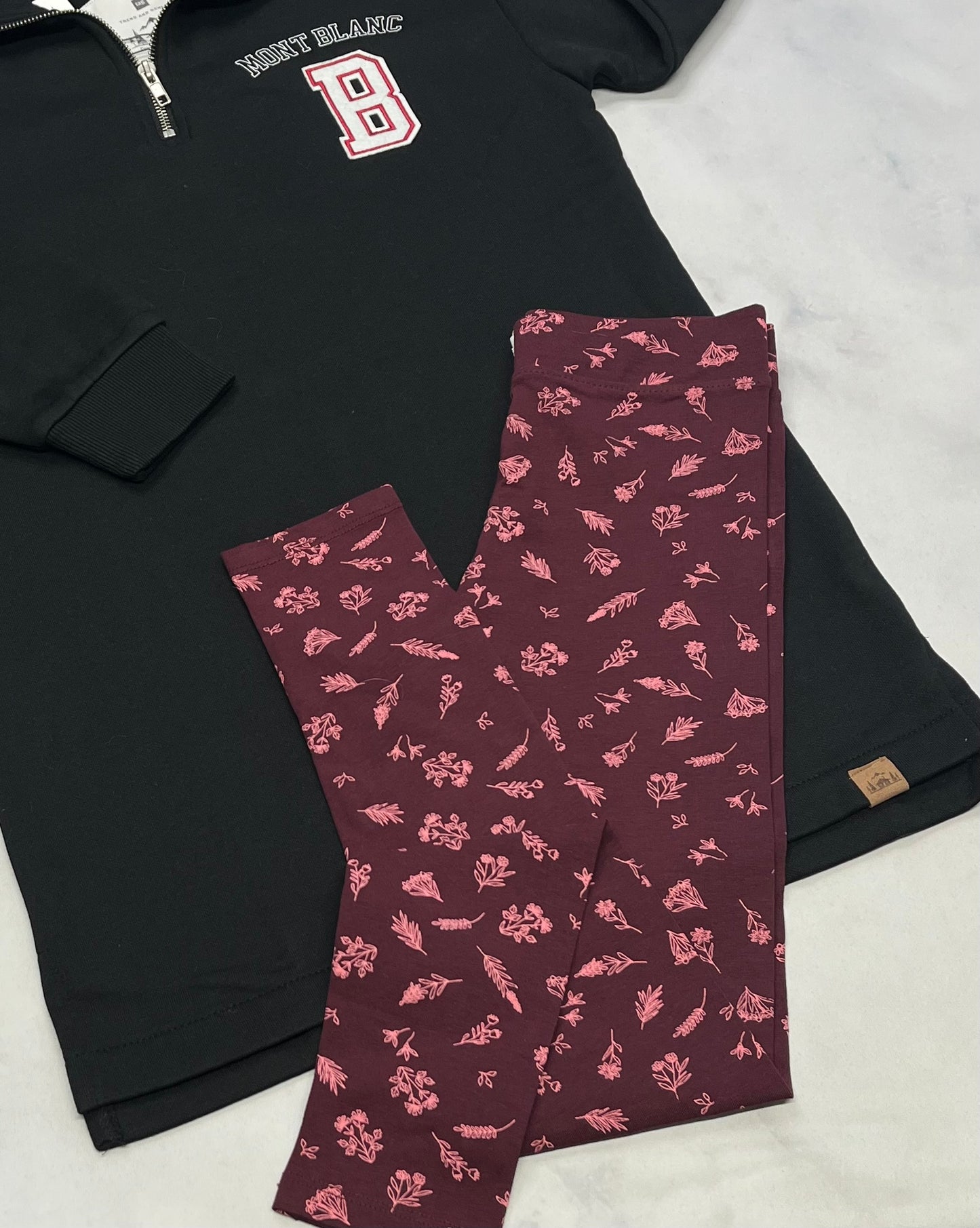 Duo Tag neuf! Robe en ouaté neuve + Leg. neuf! duo 8 et duo 10 ans