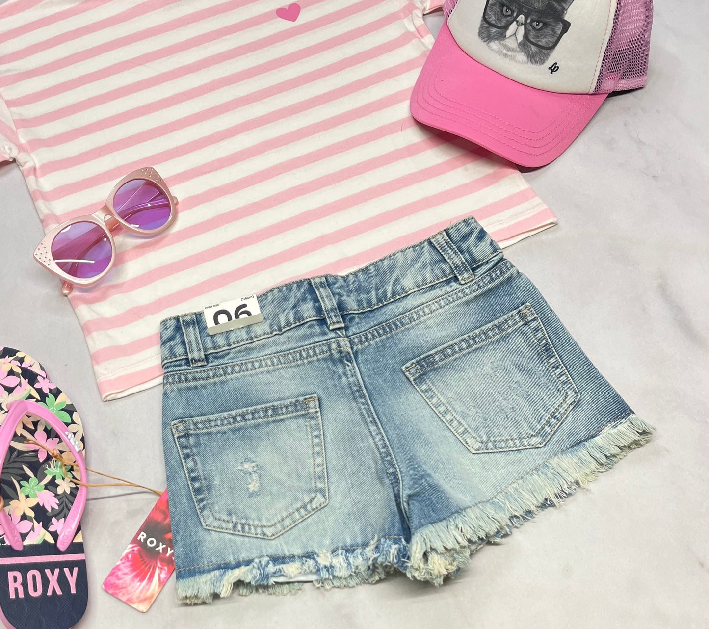 🌸 Short : jeans taille haute et ajustable 6 ans fille neuve !!