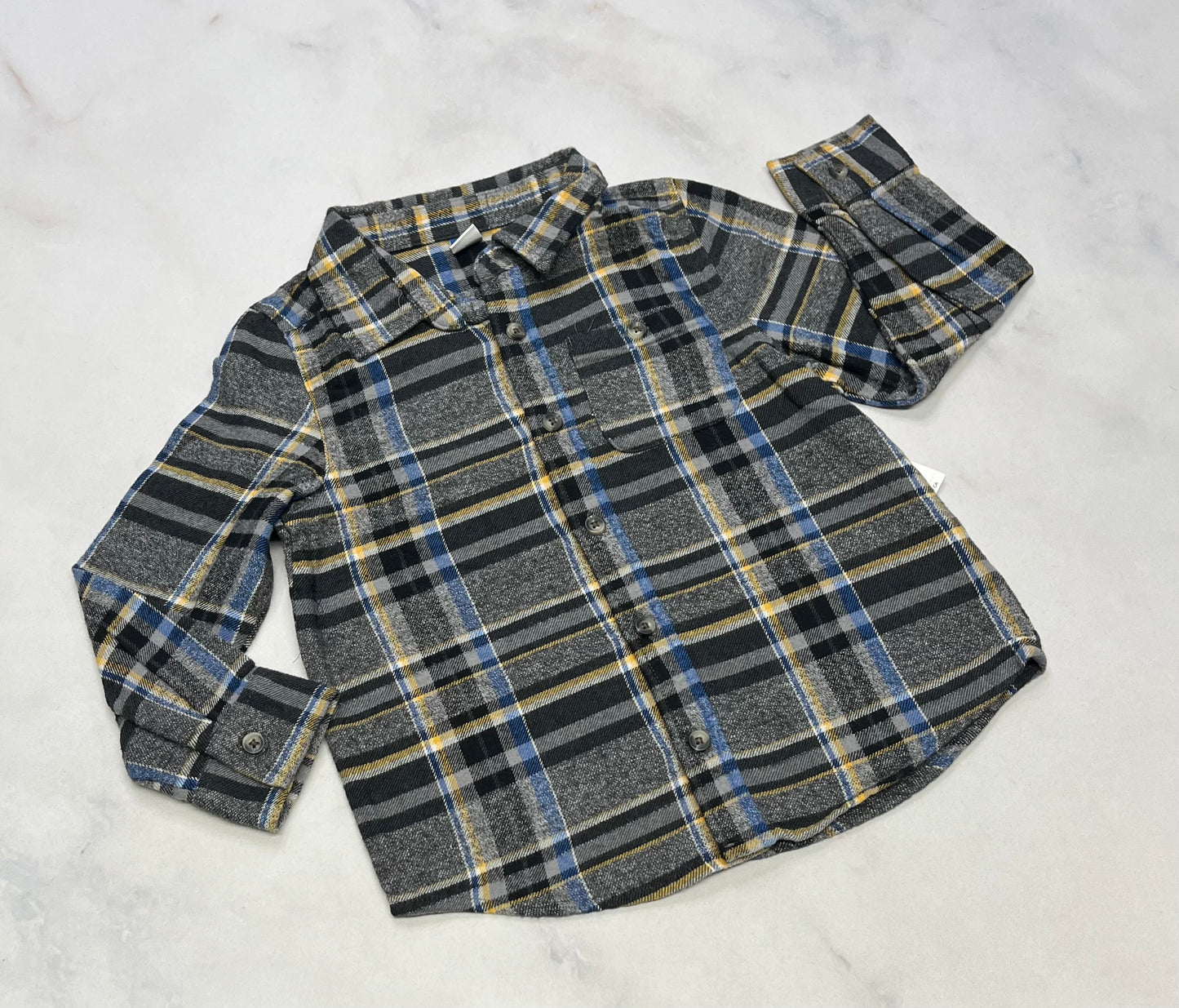 Chemise douce : en flanelle 4-5 ans neuve .
